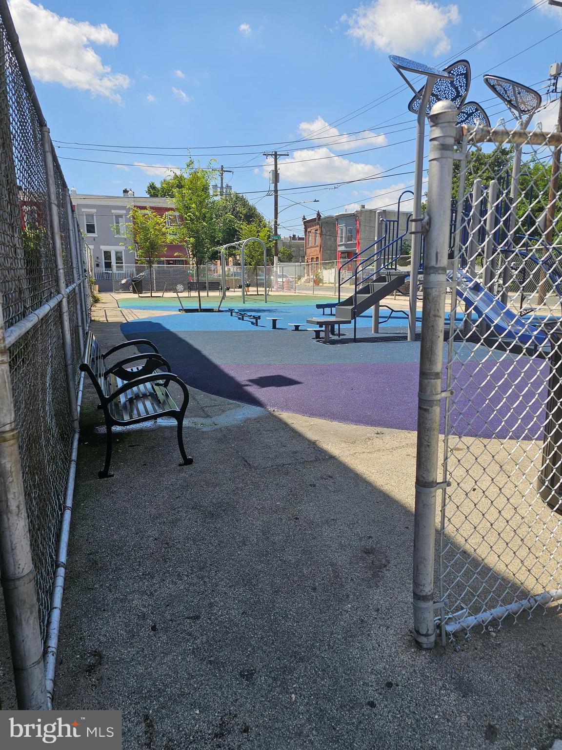 STRAWBERRY MANSION - Residential