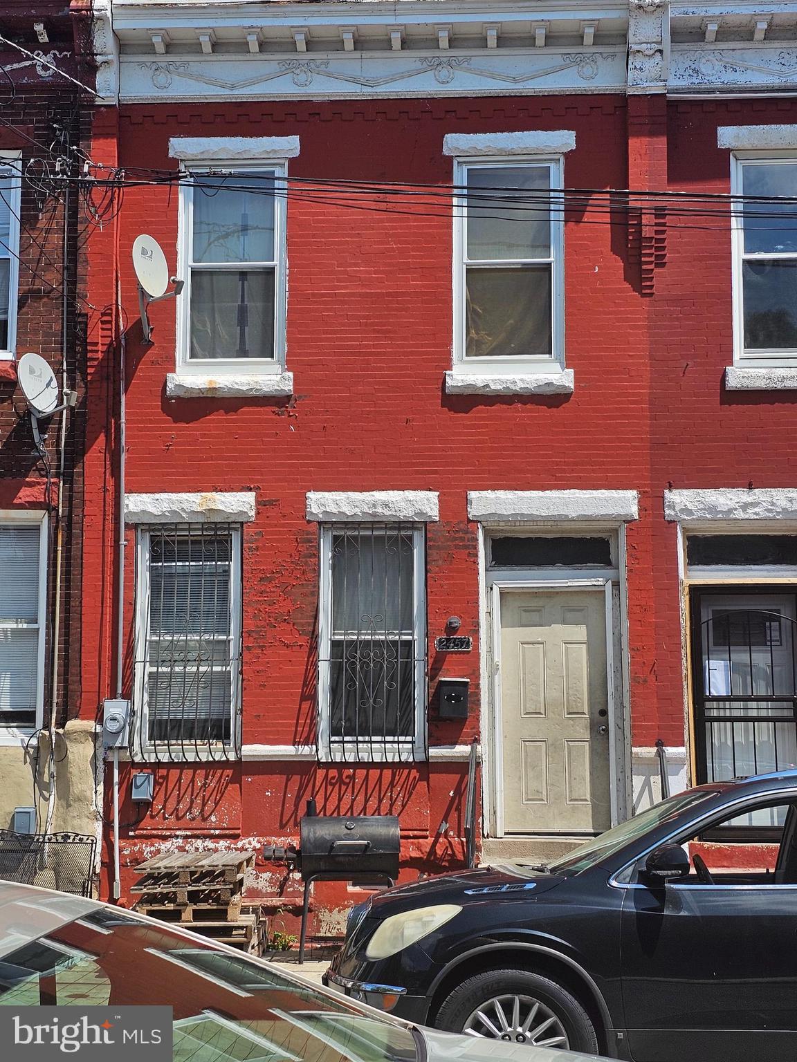 STRAWBERRY MANSION - Residential