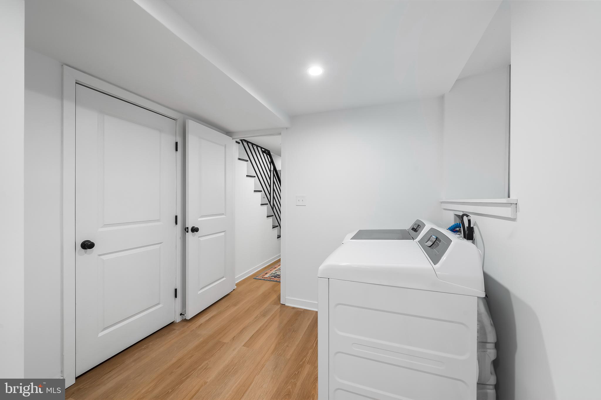 FAIRMOUNT - Residential