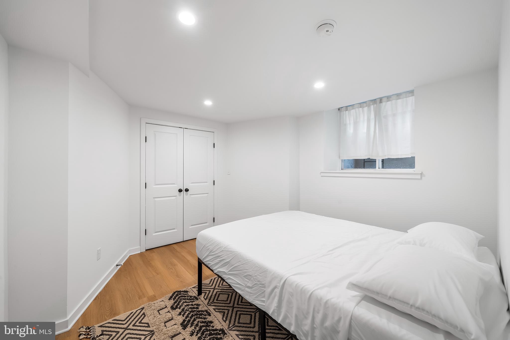 FAIRMOUNT - Residential