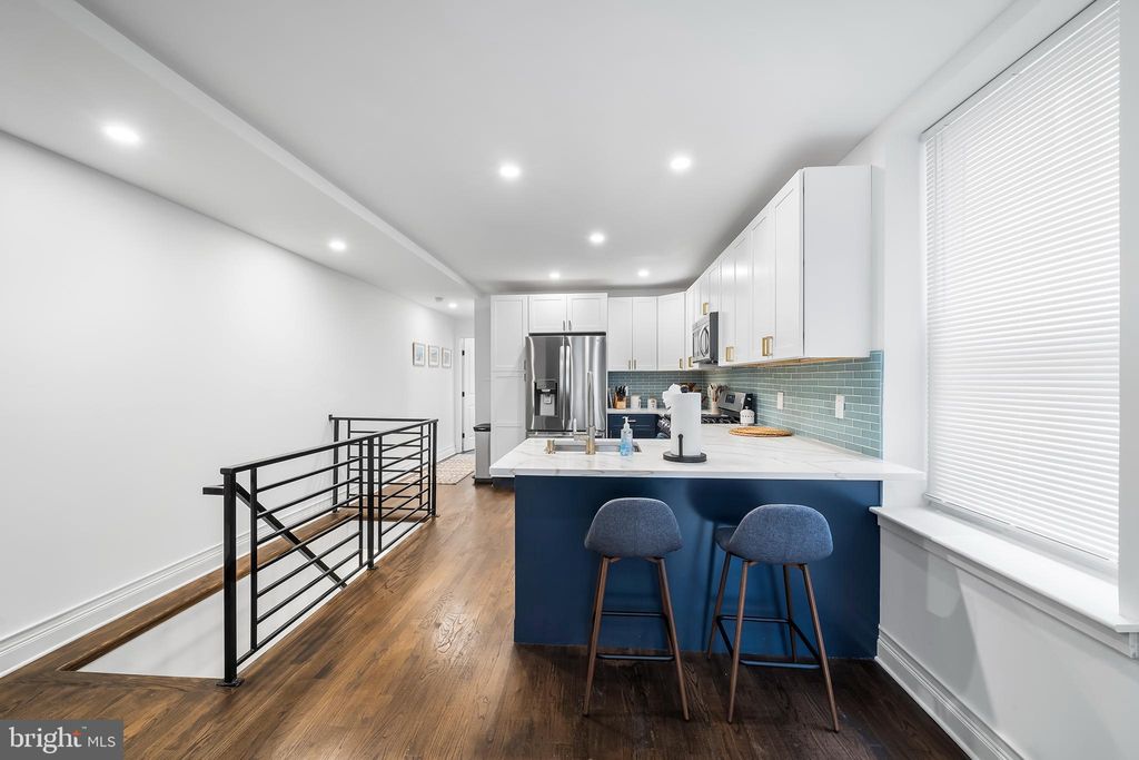 Photo of 609 N 17th Street #1, PHILADELPHIA, PA 19130 (MLS # PAPH2549348)