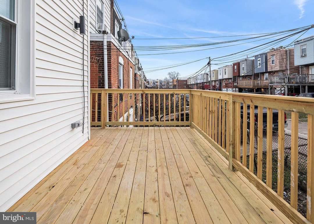 WEST OAK LANE - Residential