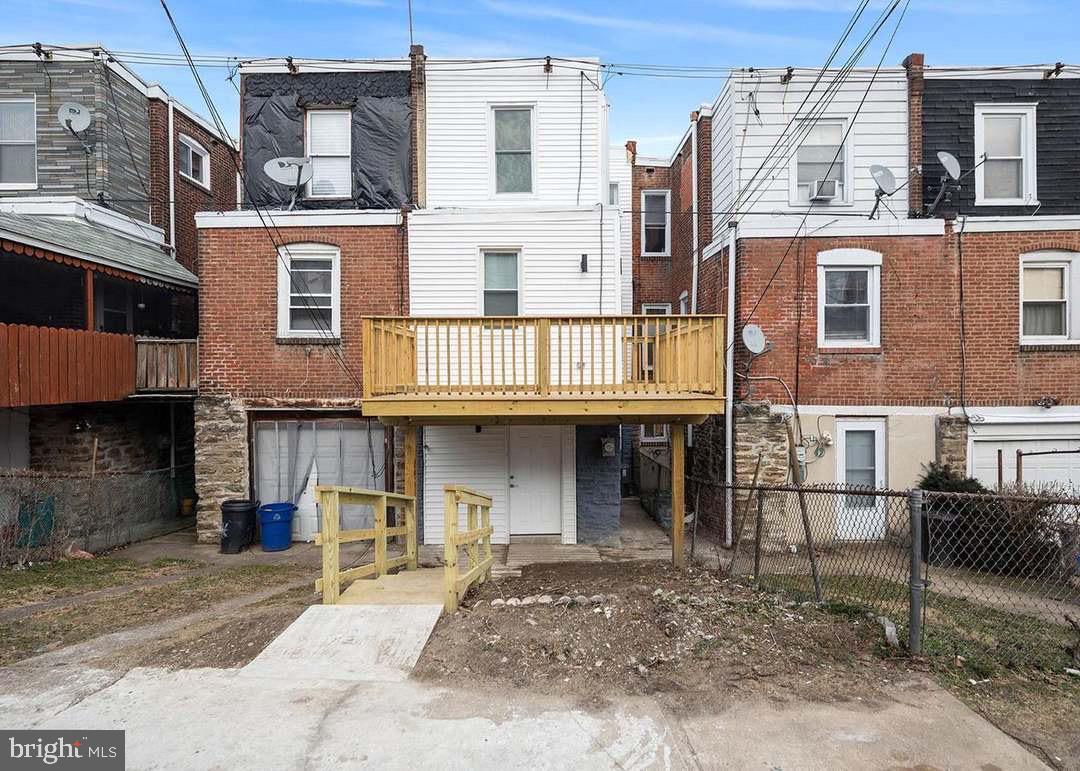 WEST OAK LANE - Residential