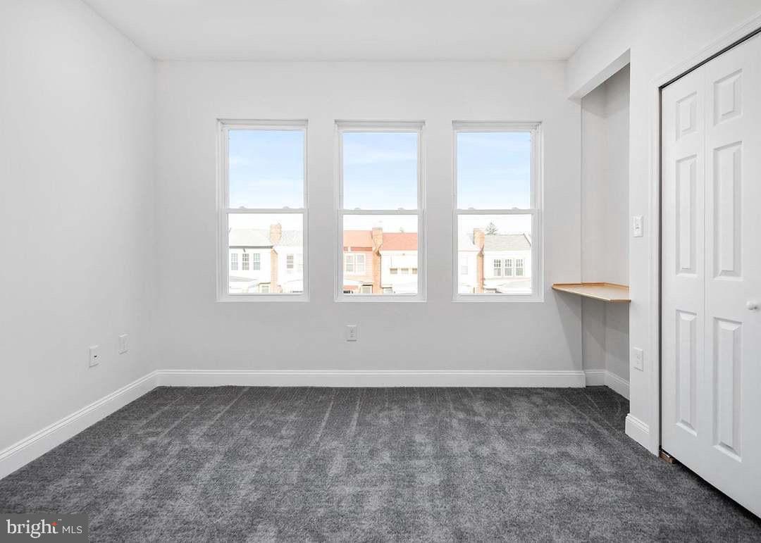 WEST OAK LANE - Residential