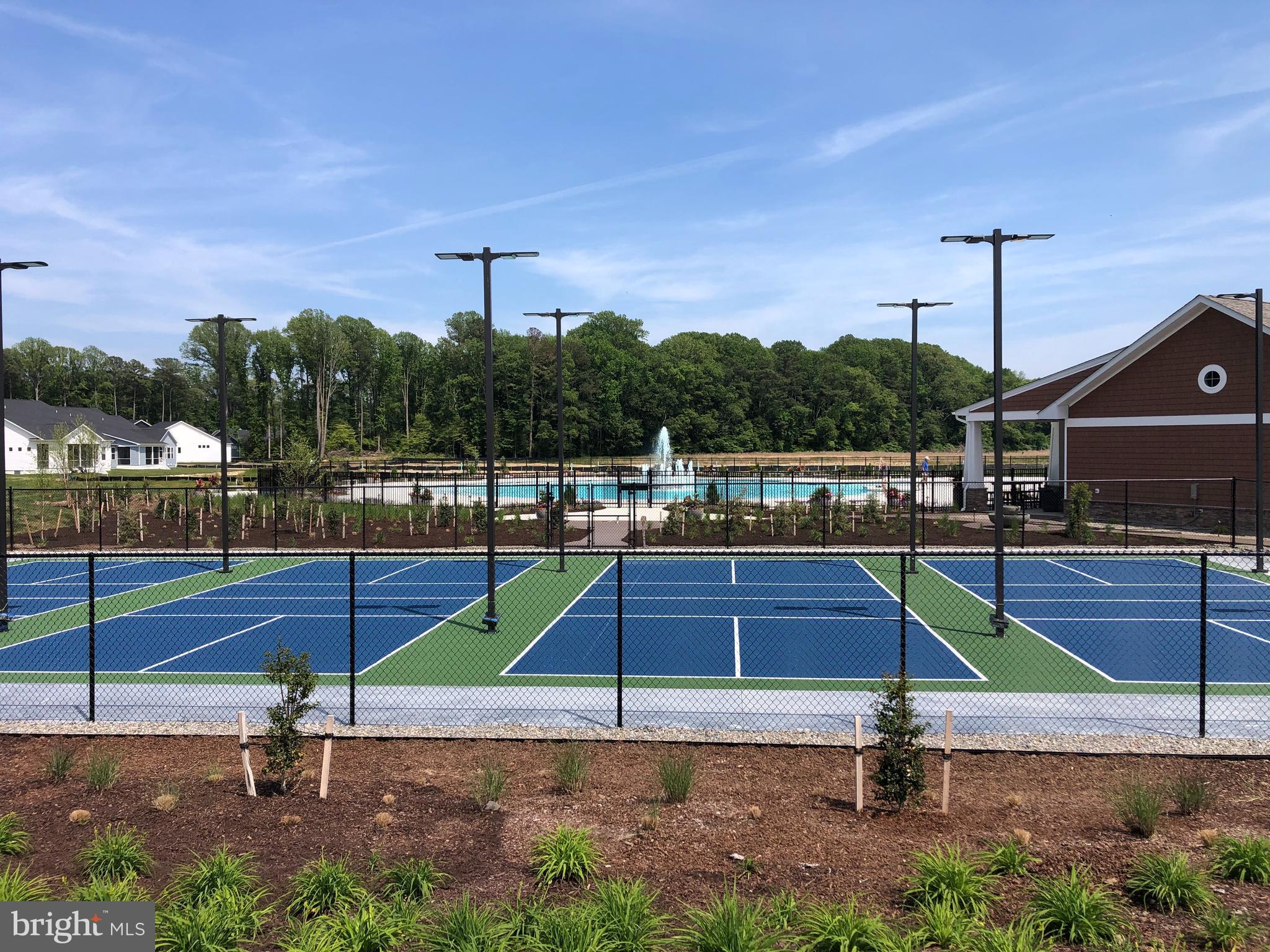 CHASE OAKS - Residential