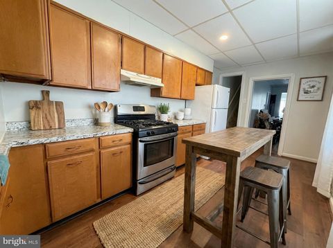 151 E ARCH STREET YORK PA 17401