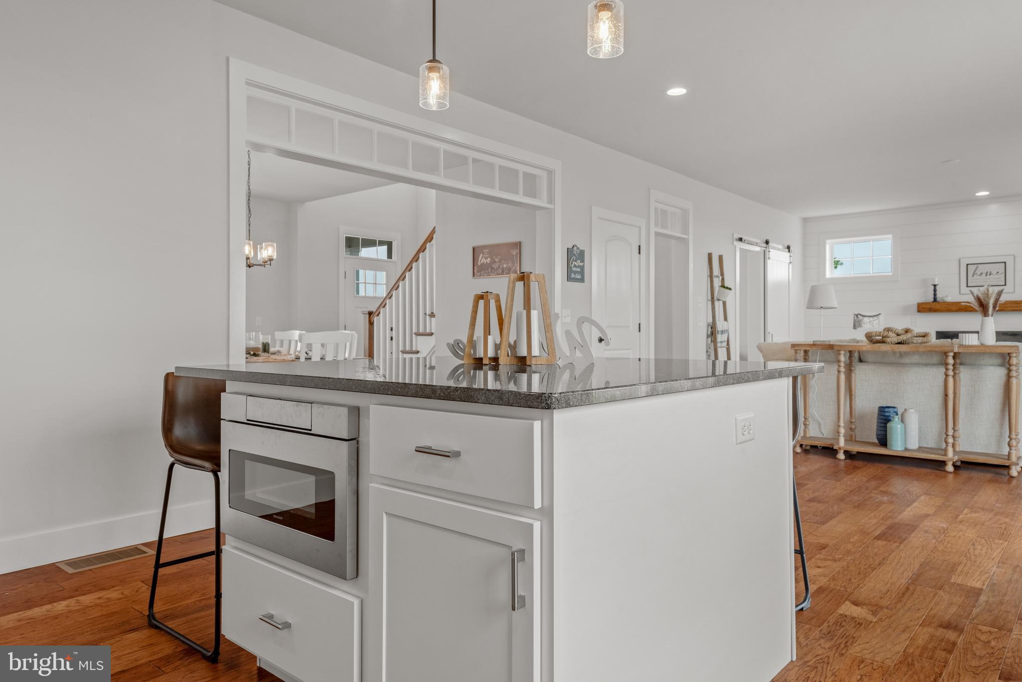 RIVER RIDGE HILLS - Residential