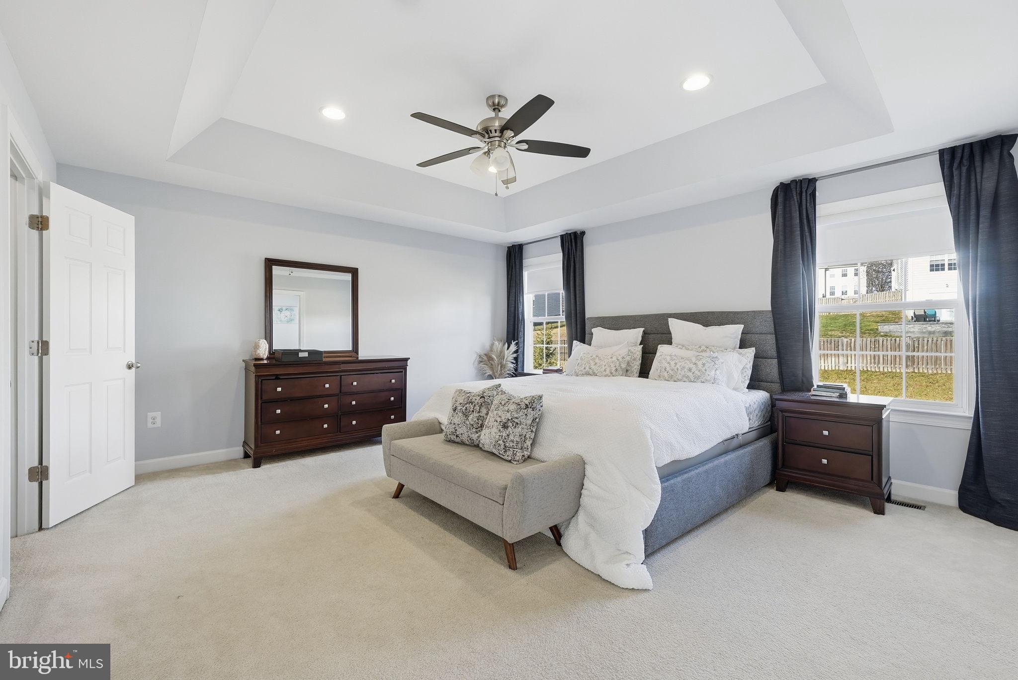 EAGLES POINTE - Residential