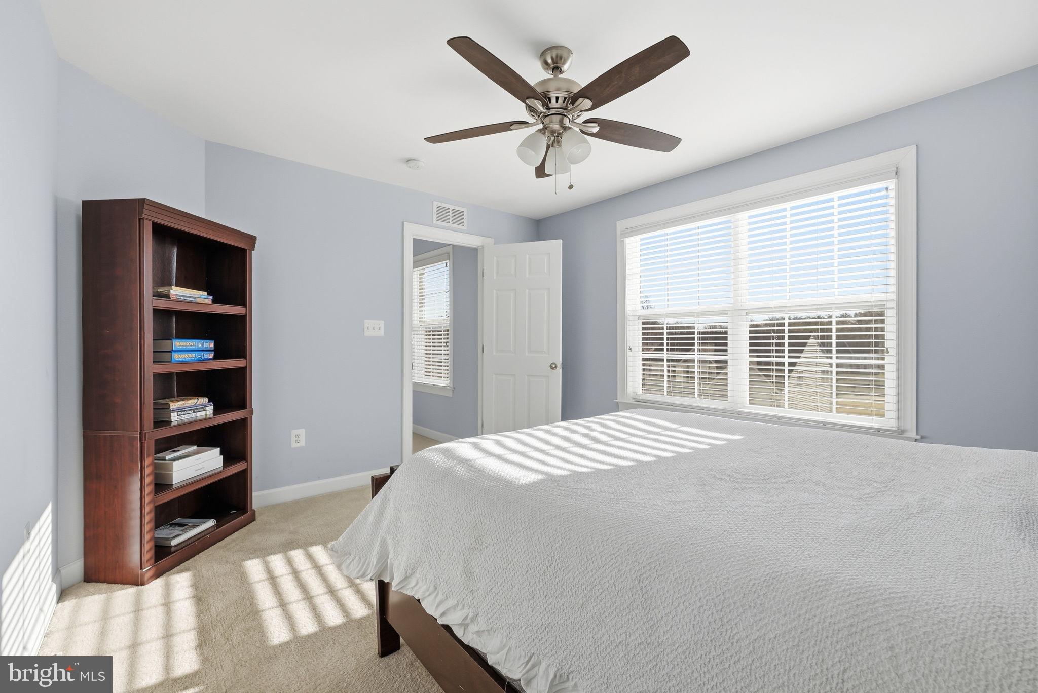 EAGLES POINTE - Residential