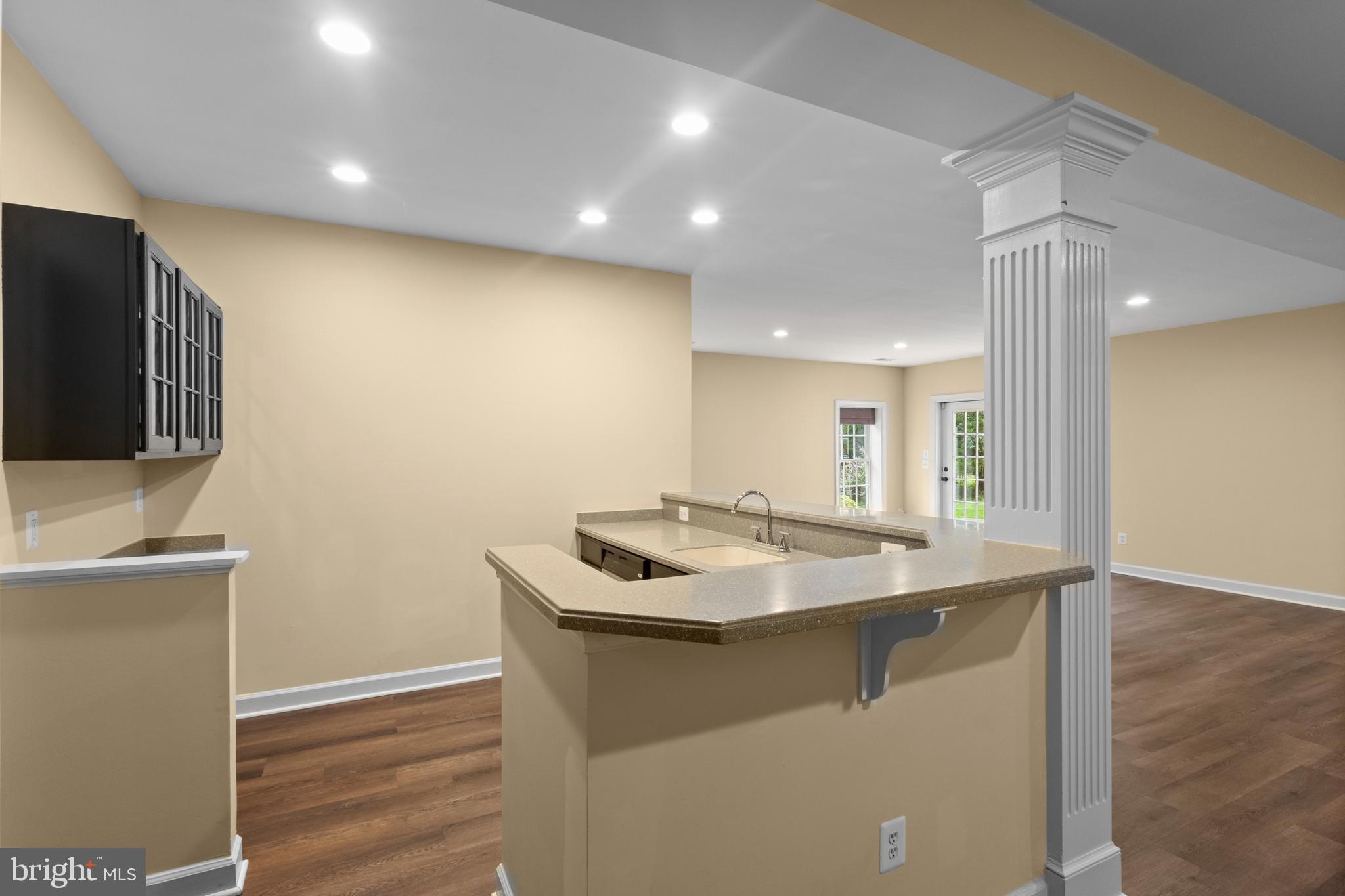 CEDAR CREST - Residential