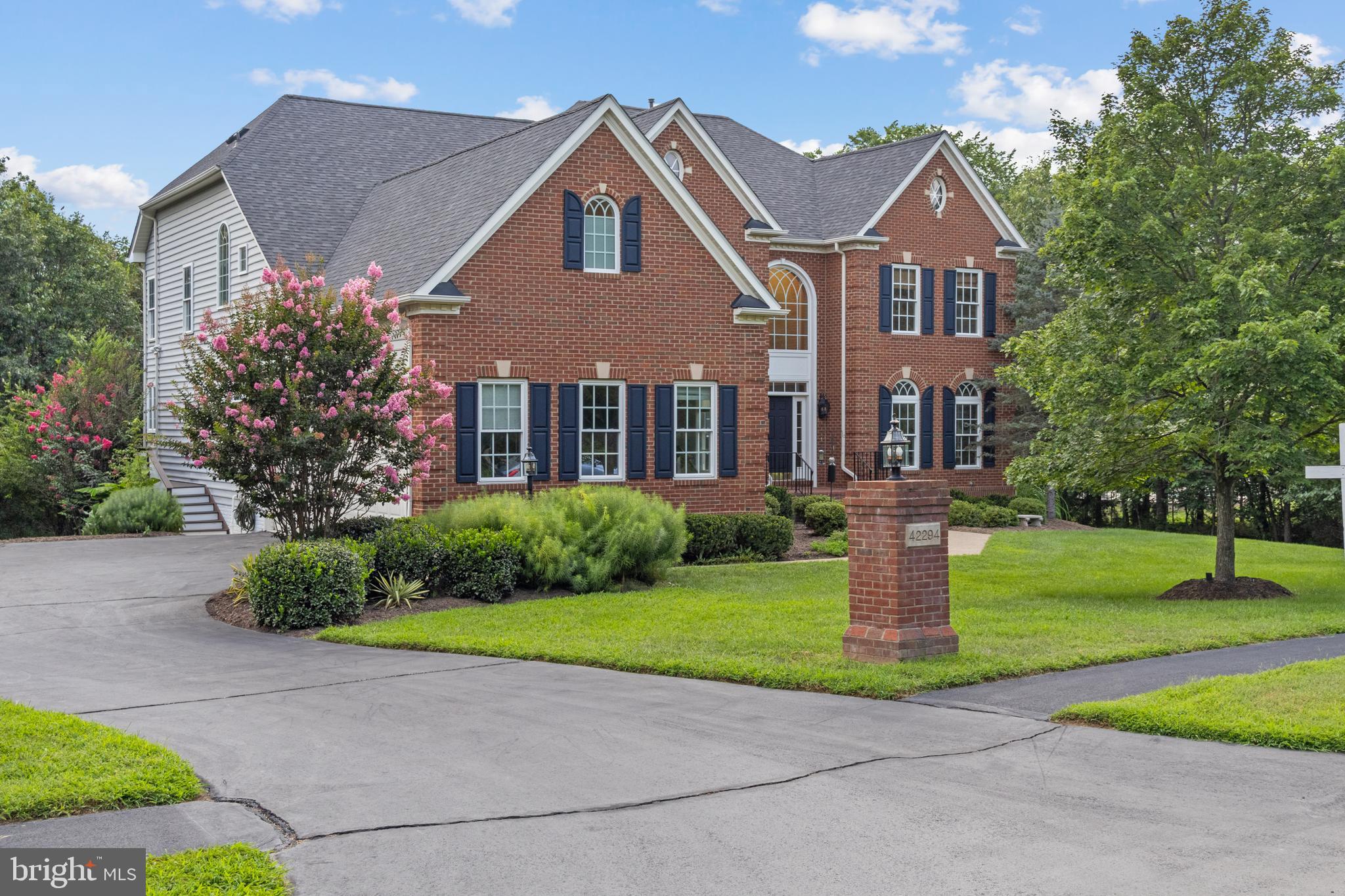 CEDAR CREST - Residential