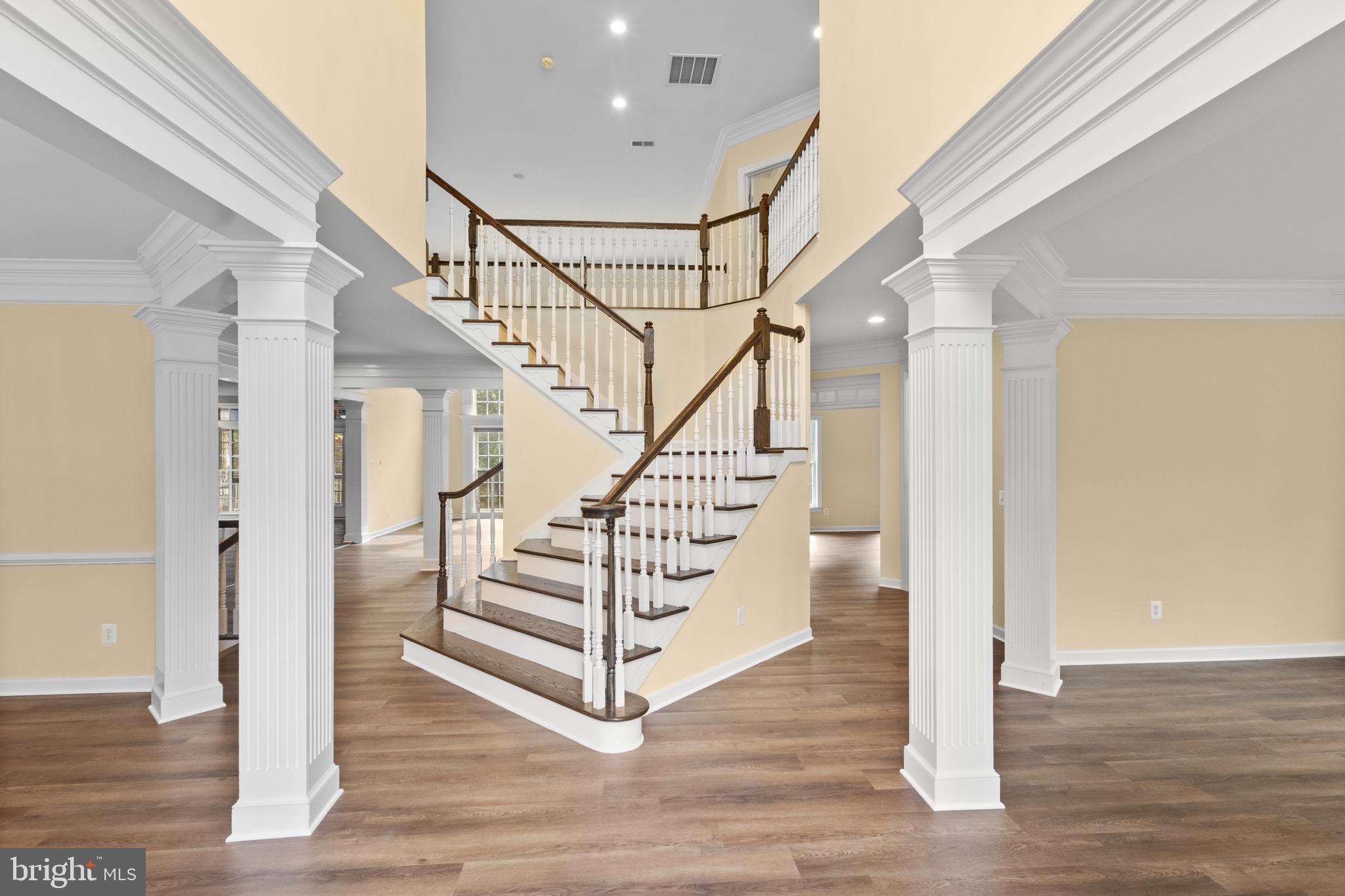 CEDAR CREST - Residential