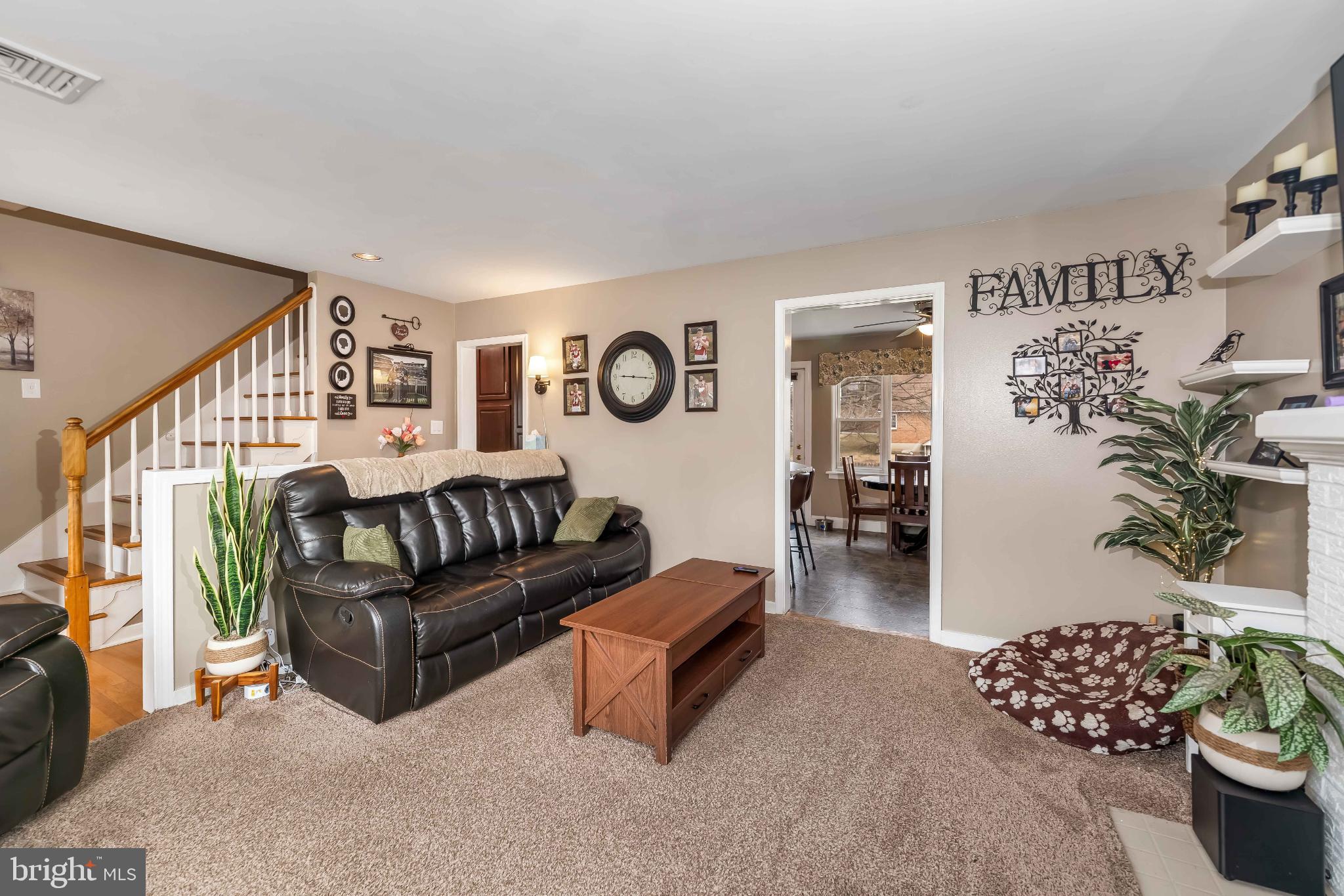 3612 SCHOOLHOUSE LANE