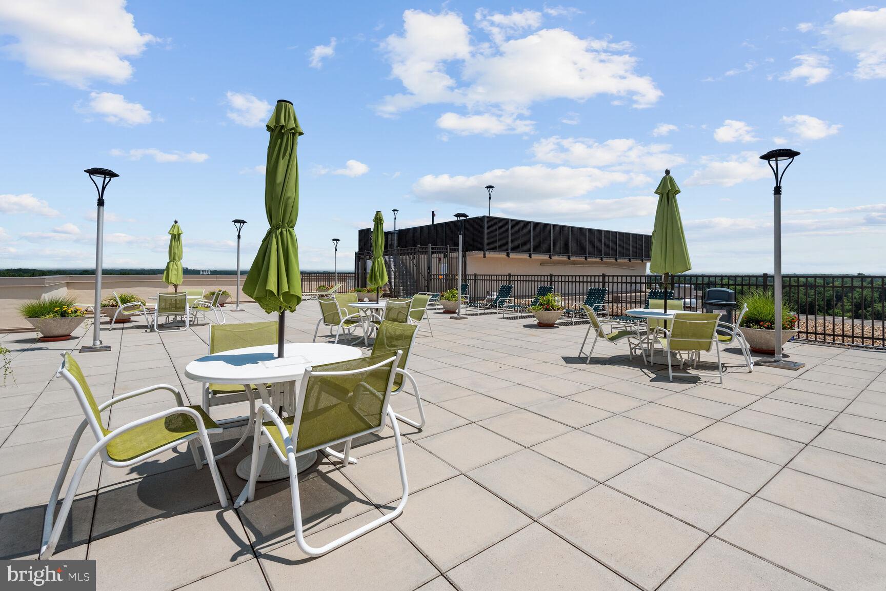 RIVIERA OF CHEVY CHASE - Land