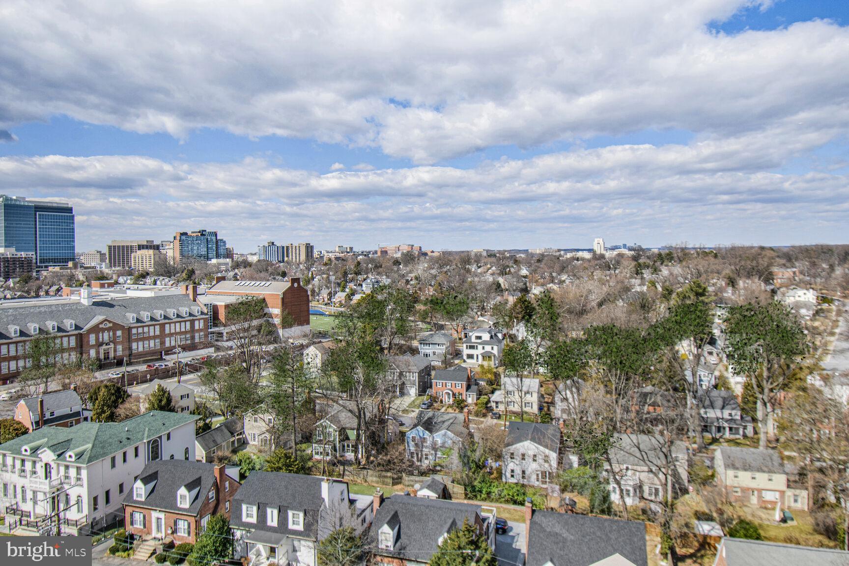 RIVIERA OF CHEVY CHASE - Land