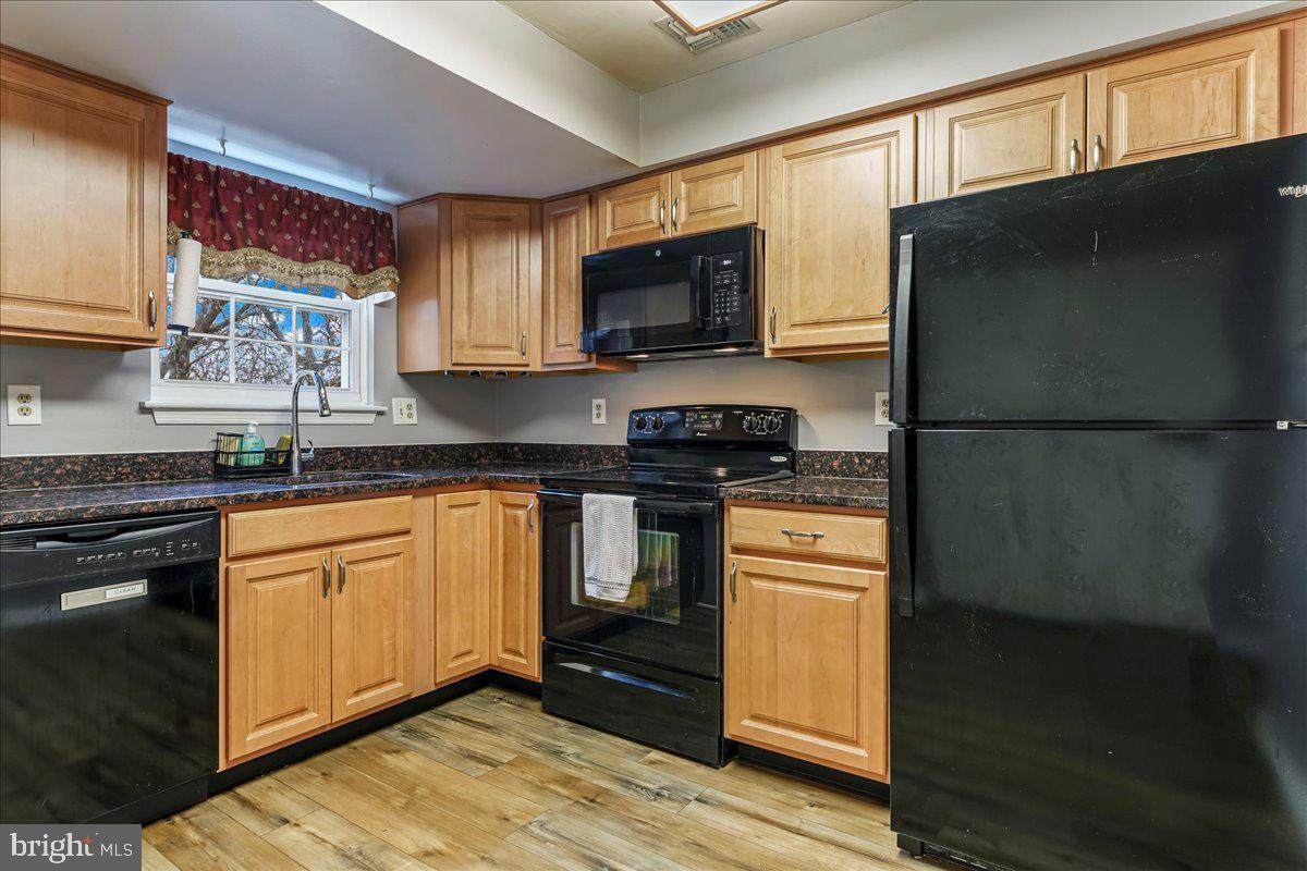 328 MCINTOSH ROAD 1