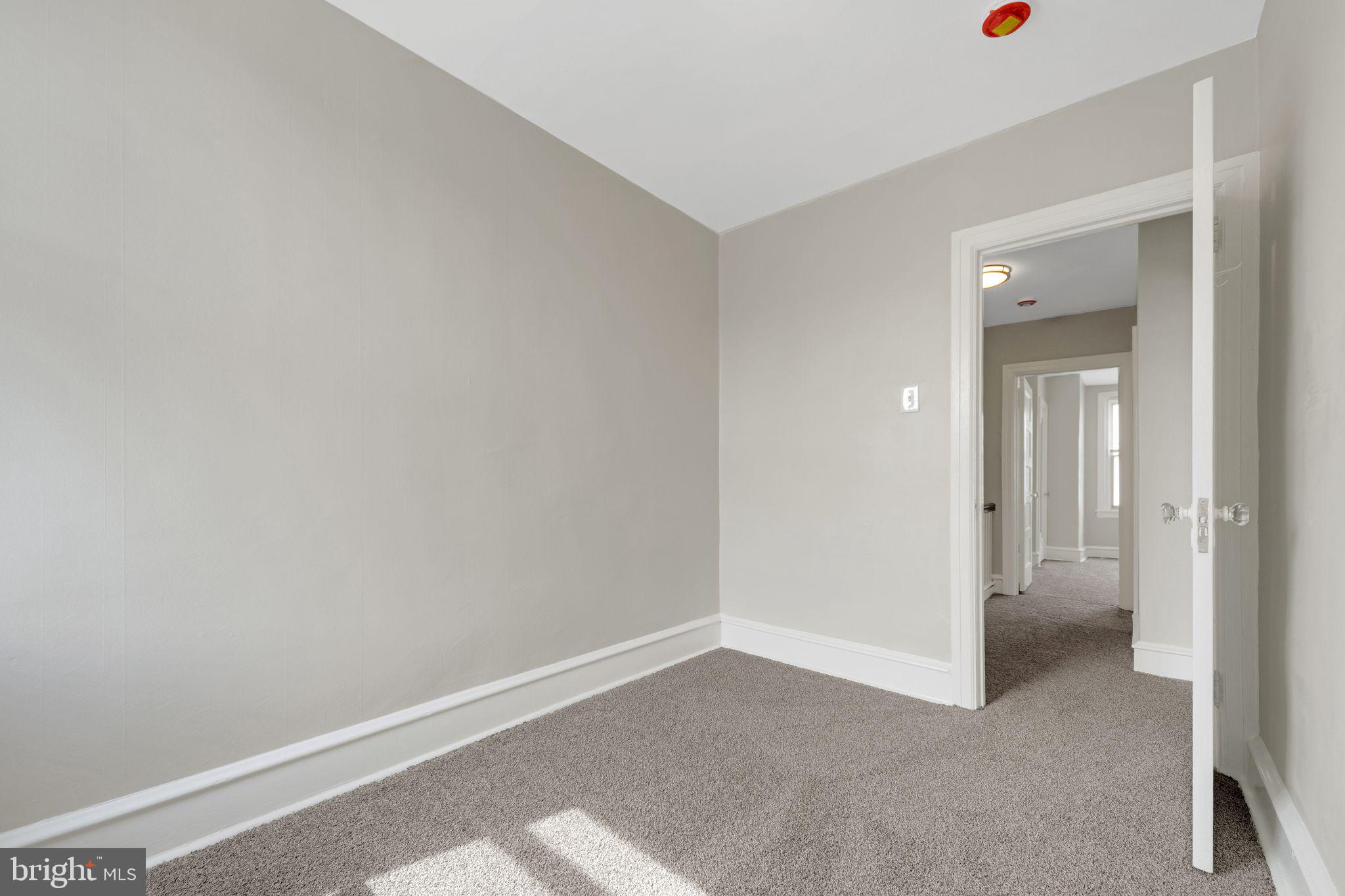 PHILADELPHIA (SOUTHWEST) - Residential