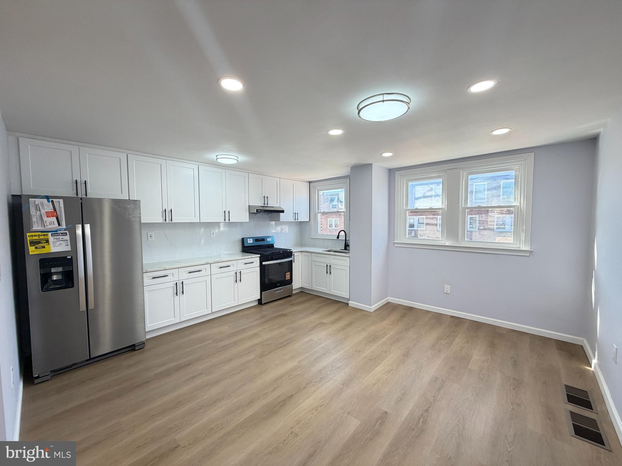 MAYFAIR - Residential