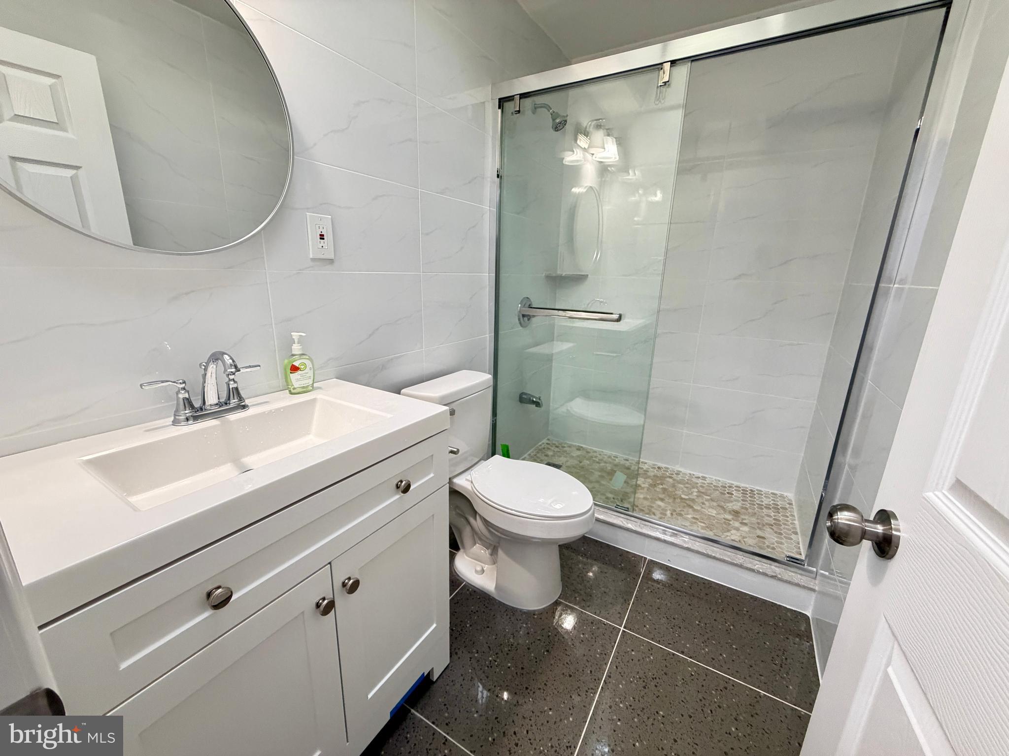 MAYFAIR - Residential