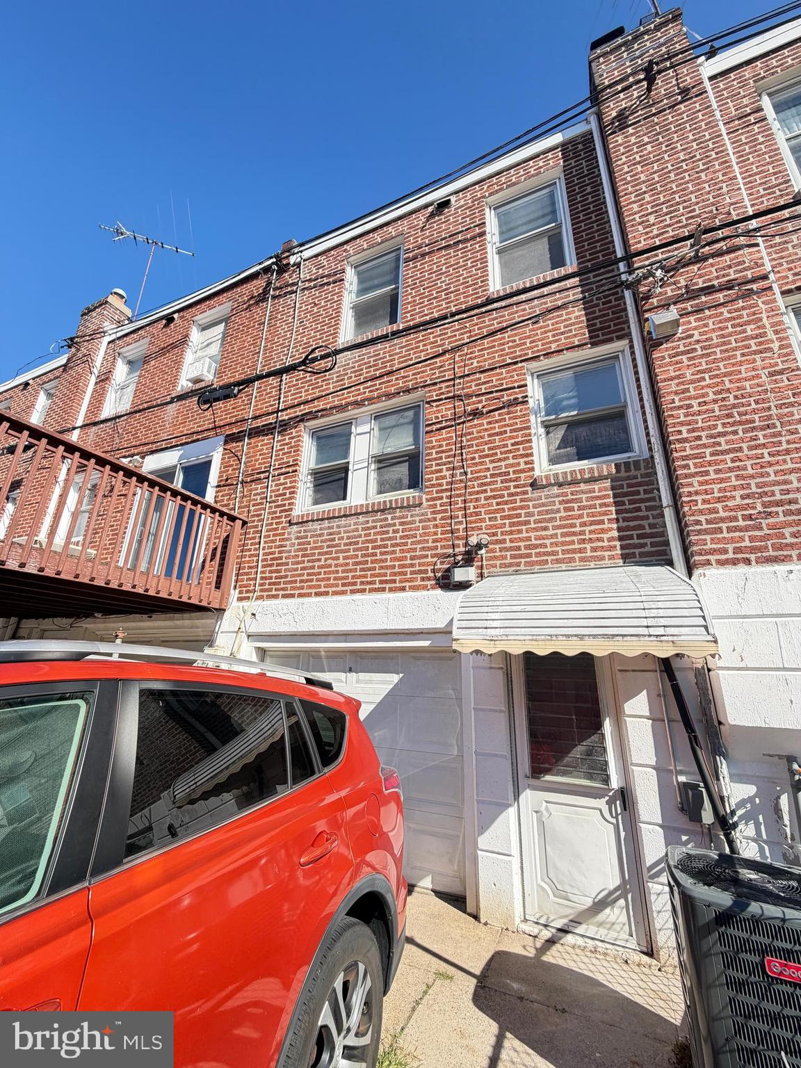 MAYFAIR - Residential