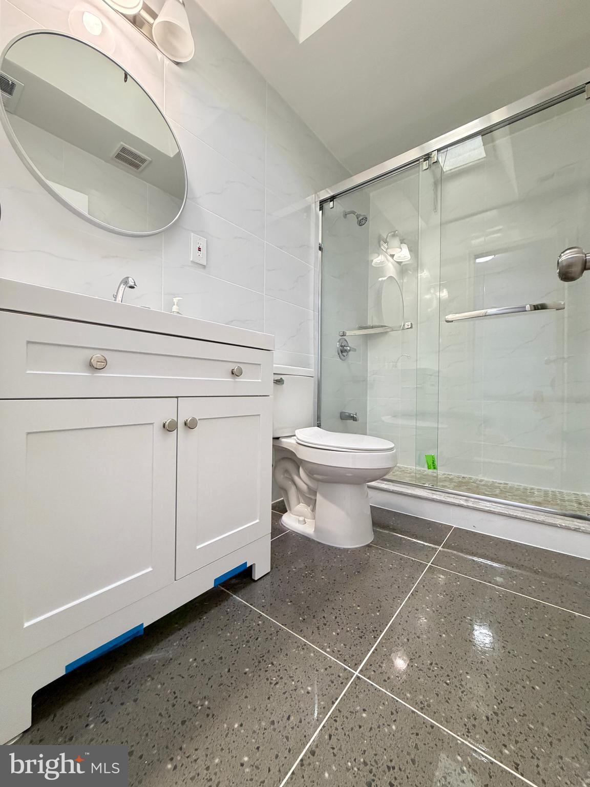 MAYFAIR - Residential