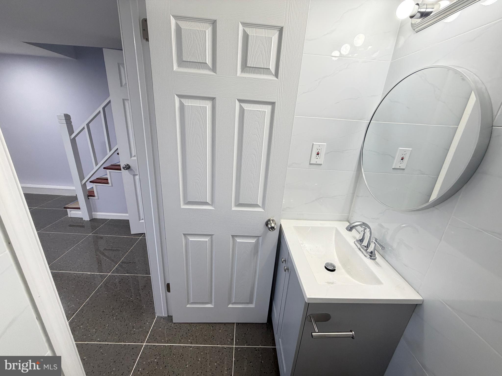 MAYFAIR - Residential