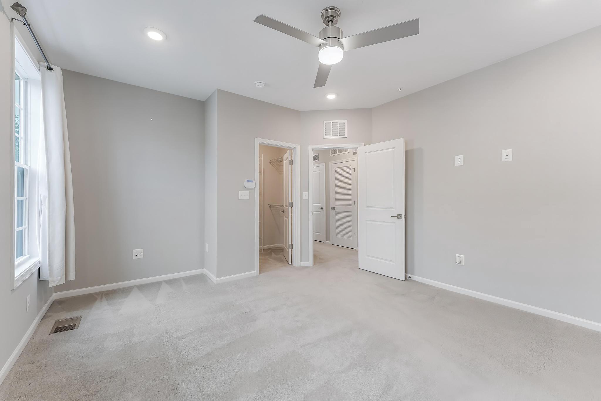 RIDGES AT LOUDOUN VALLEY - Residential