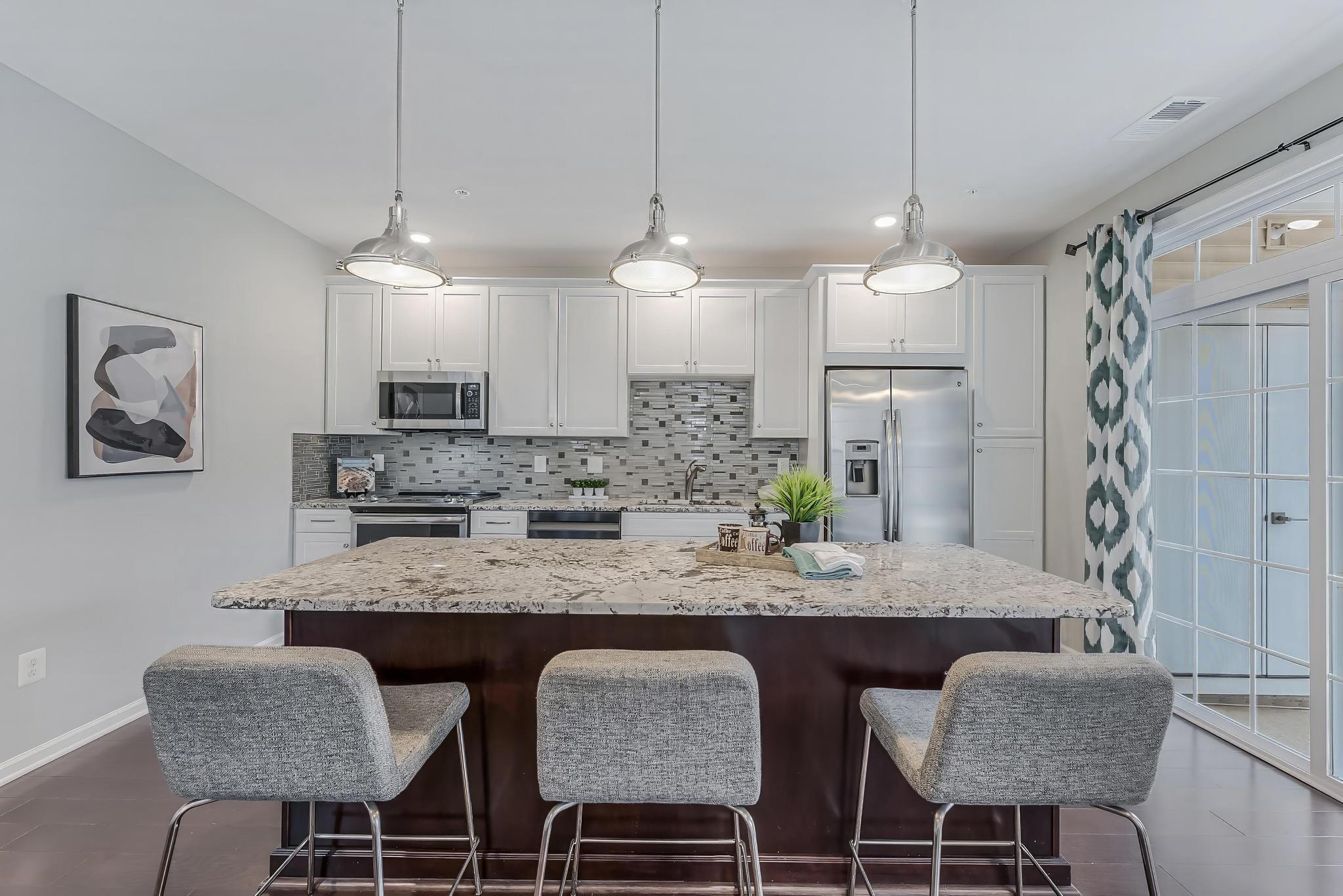 RIDGES AT LOUDOUN VALLEY - Residential