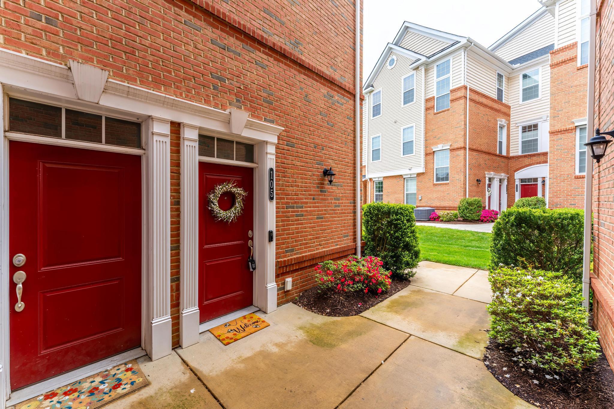 23266 SOUTHDOWN MANOR TERRACE 105