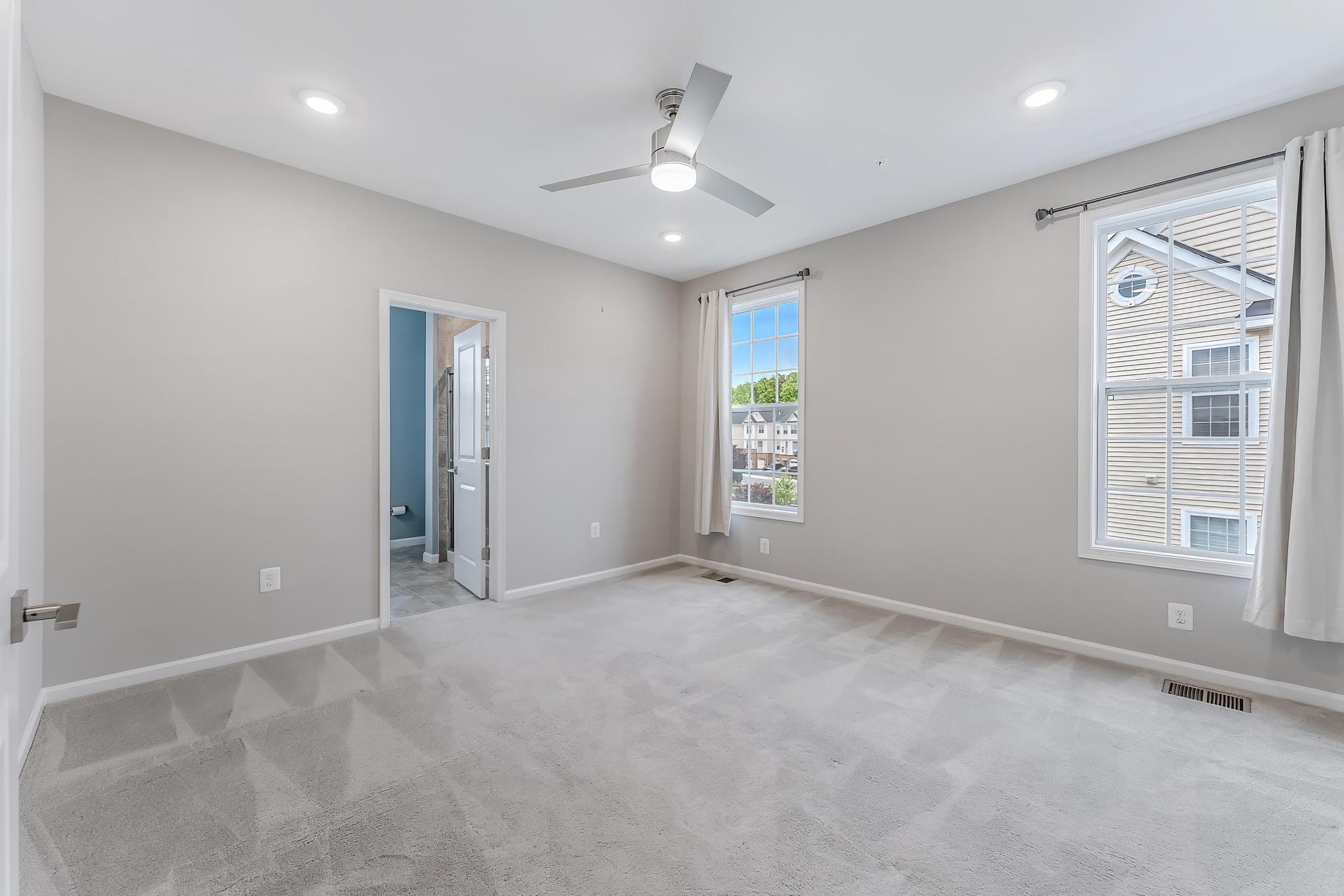 RIDGES AT LOUDOUN VALLEY - Residential