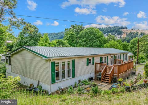 Mobile Home For Sale - 32 Sherrill<br/> BERKELEY SPRINGS, WV 25411