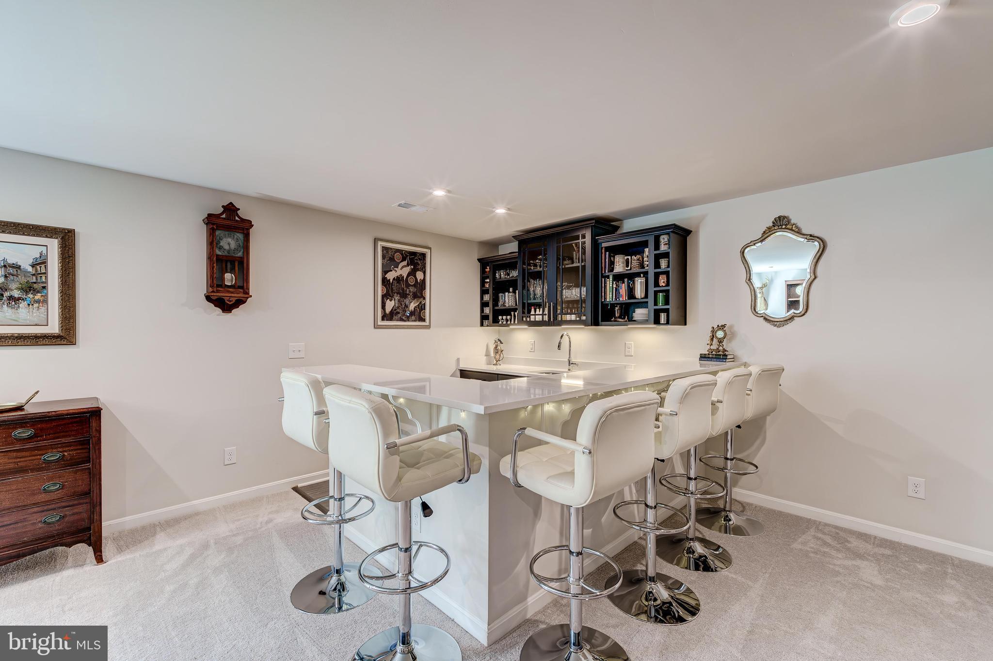 HAMPTON RUN - Residential