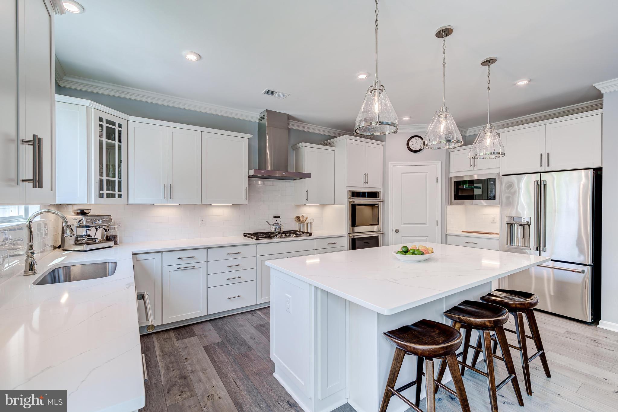 HAMPTON RUN - Residential