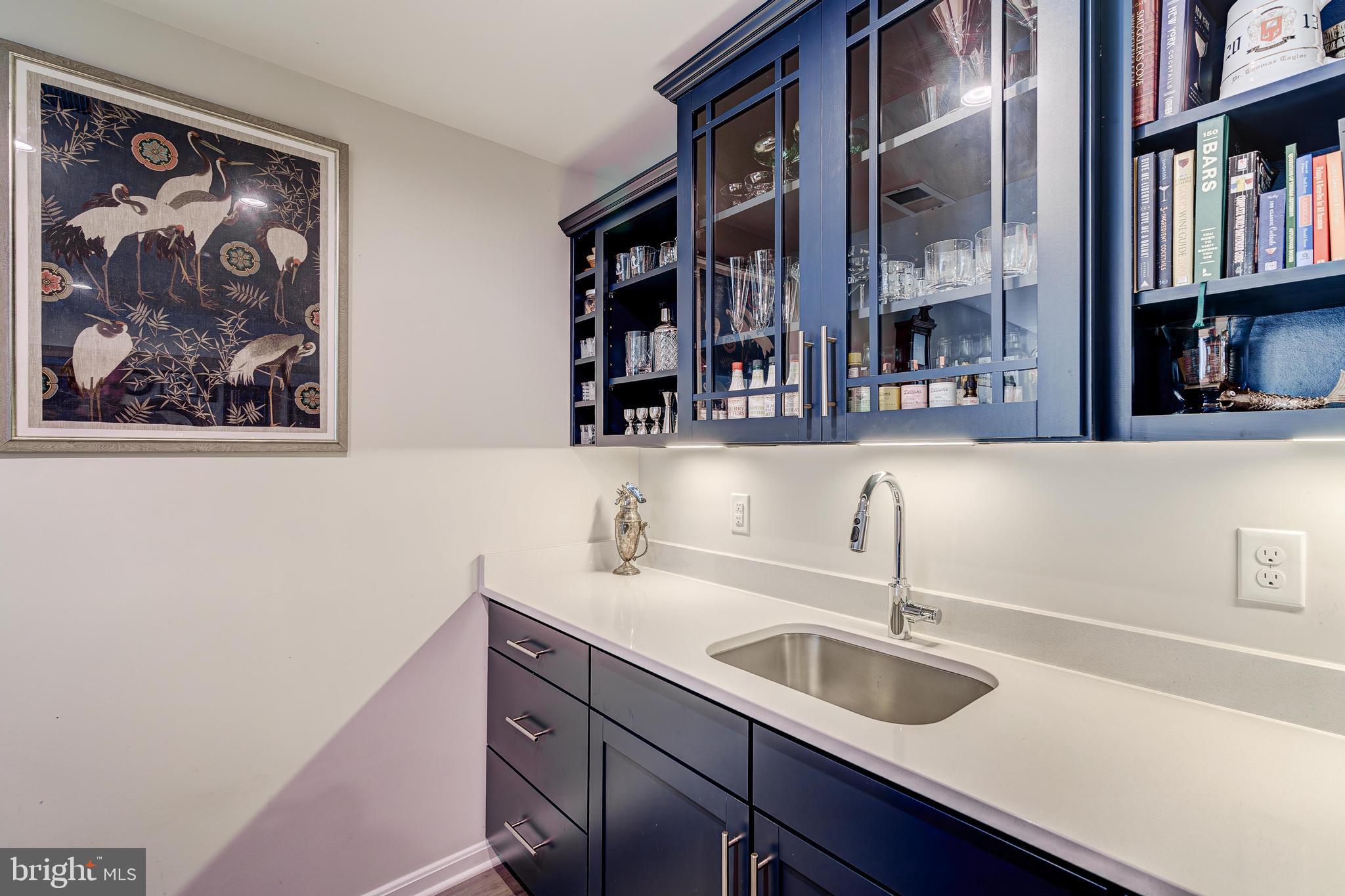 HAMPTON RUN - Residential