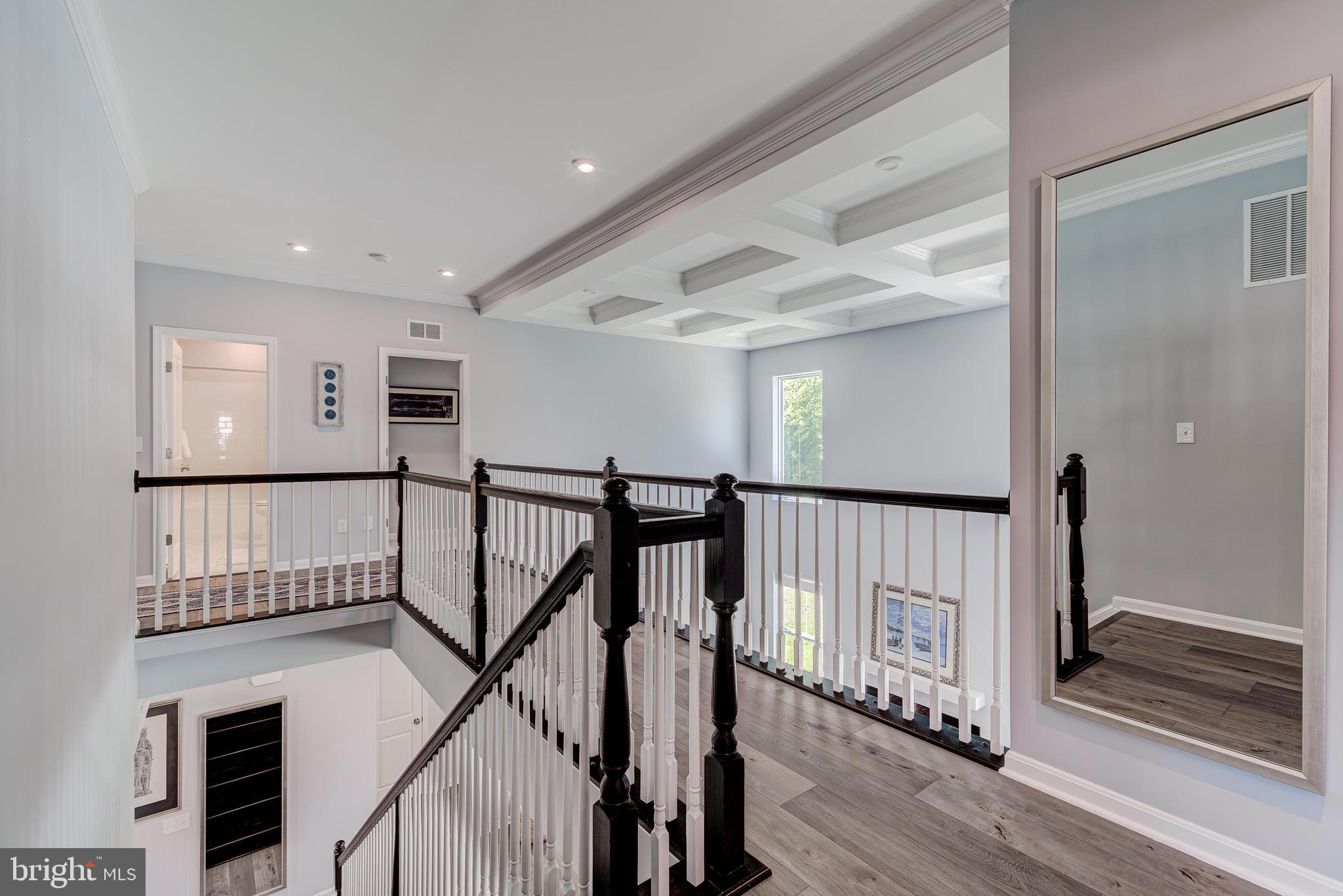 HAMPTON RUN - Residential