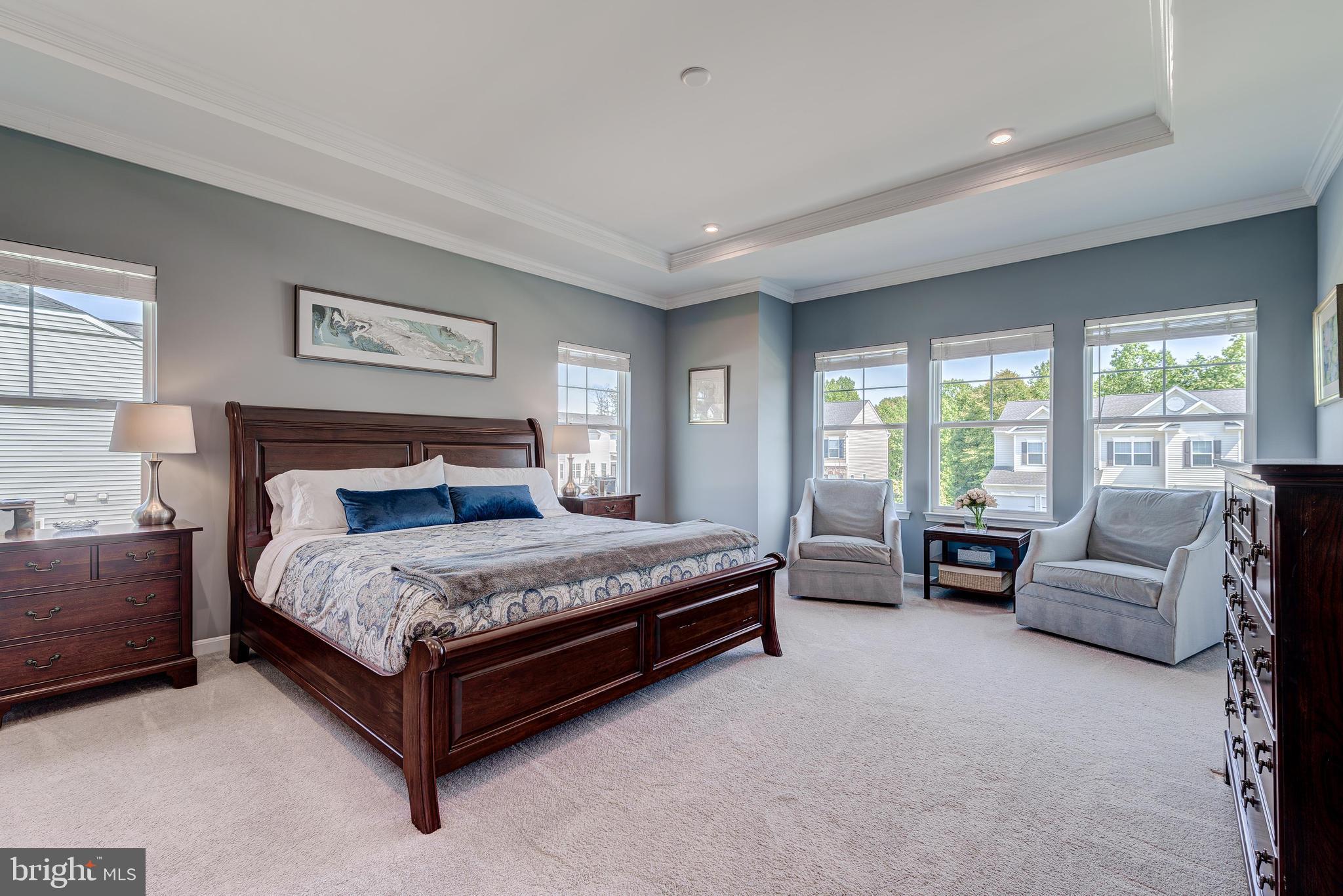 HAMPTON RUN - Residential