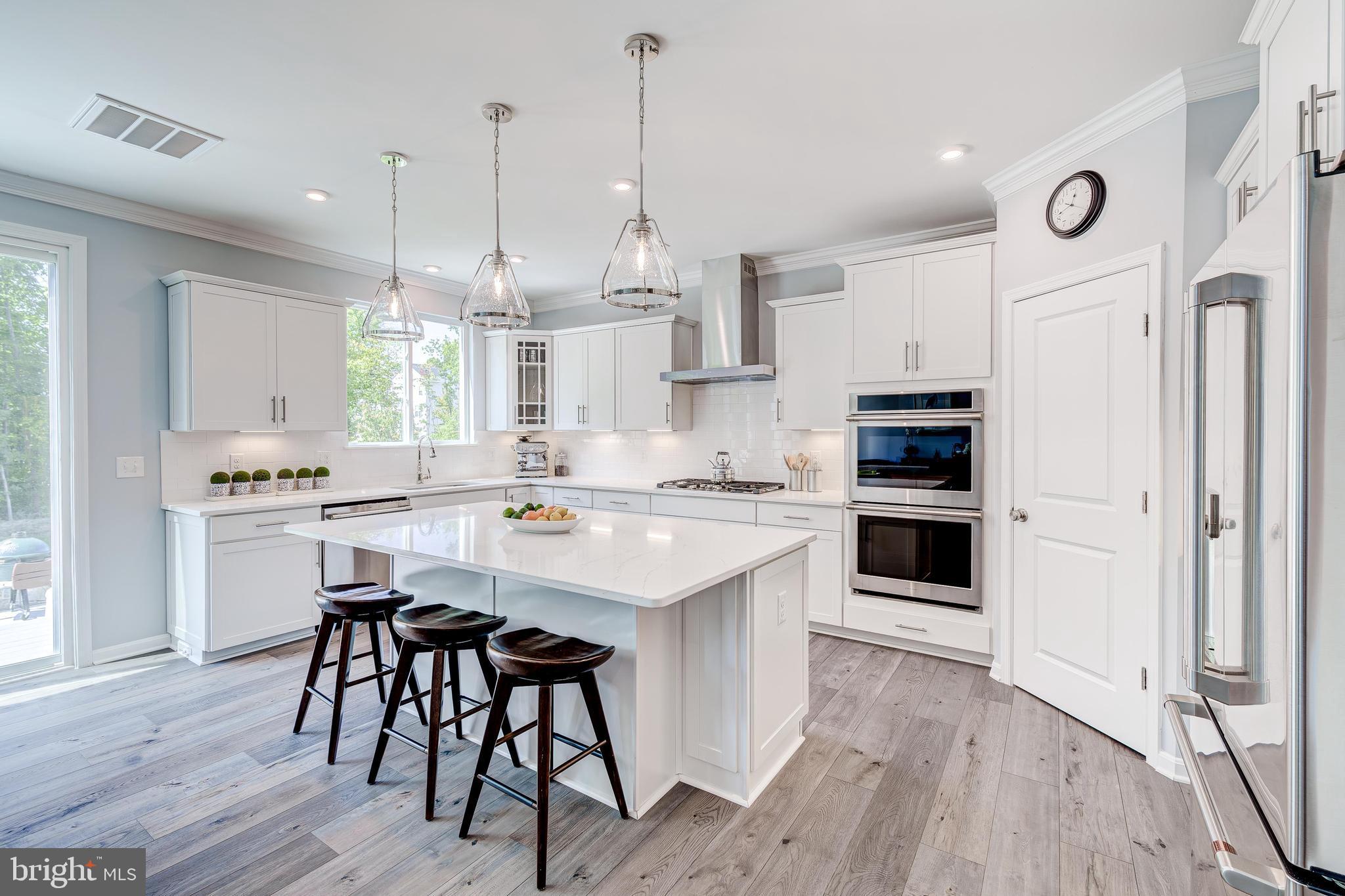 HAMPTON RUN - Residential