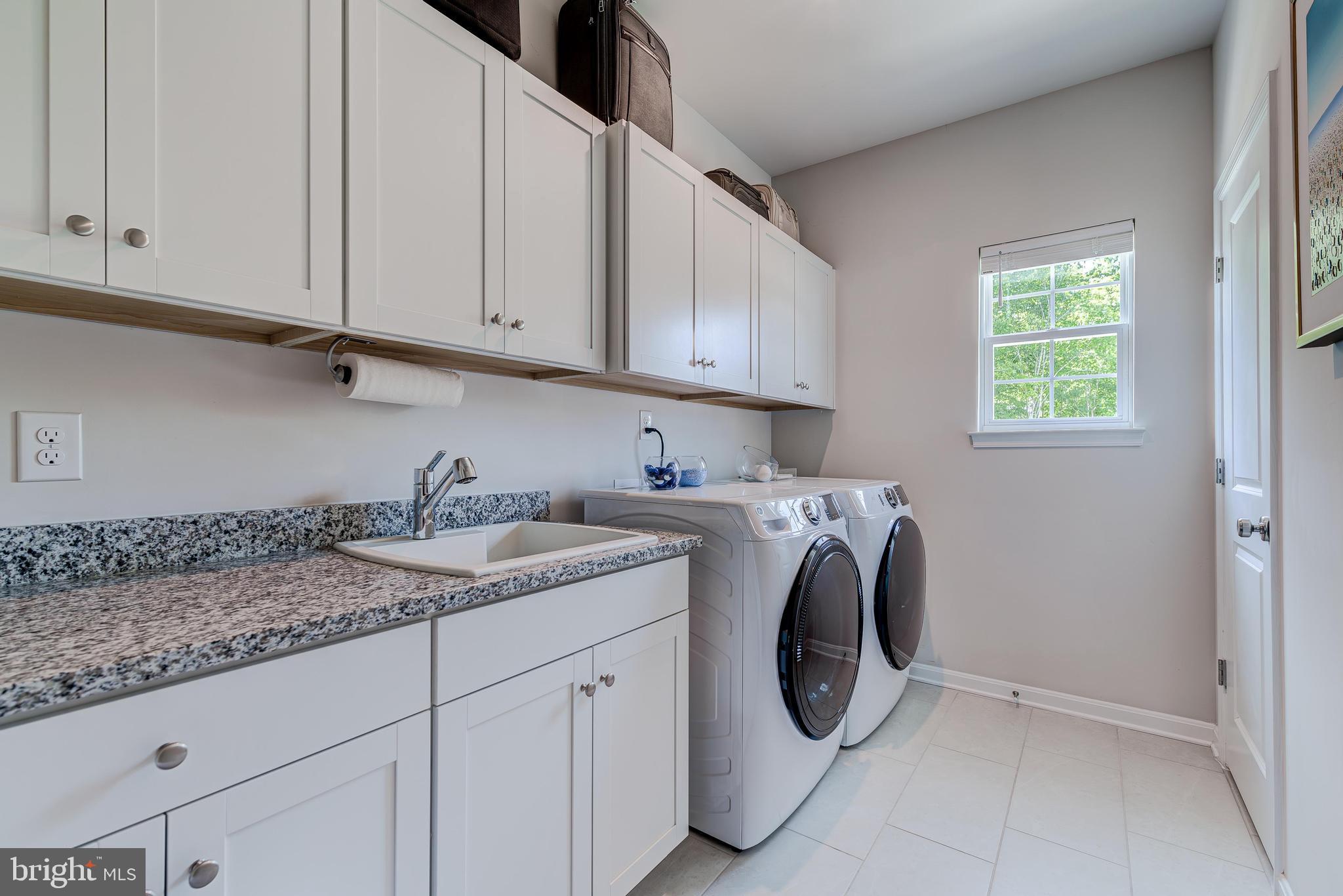 HAMPTON RUN - Residential