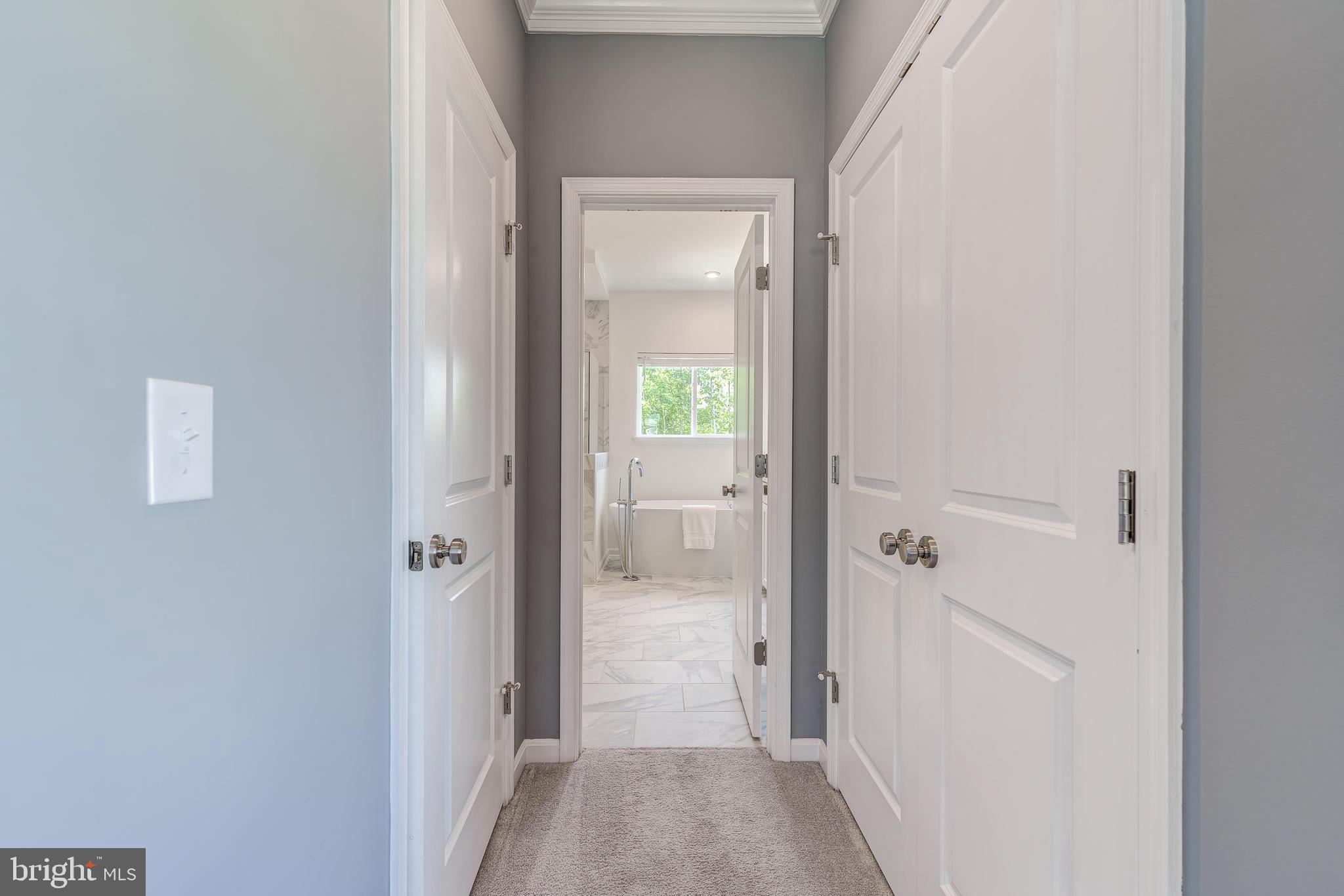 HAMPTON RUN - Residential