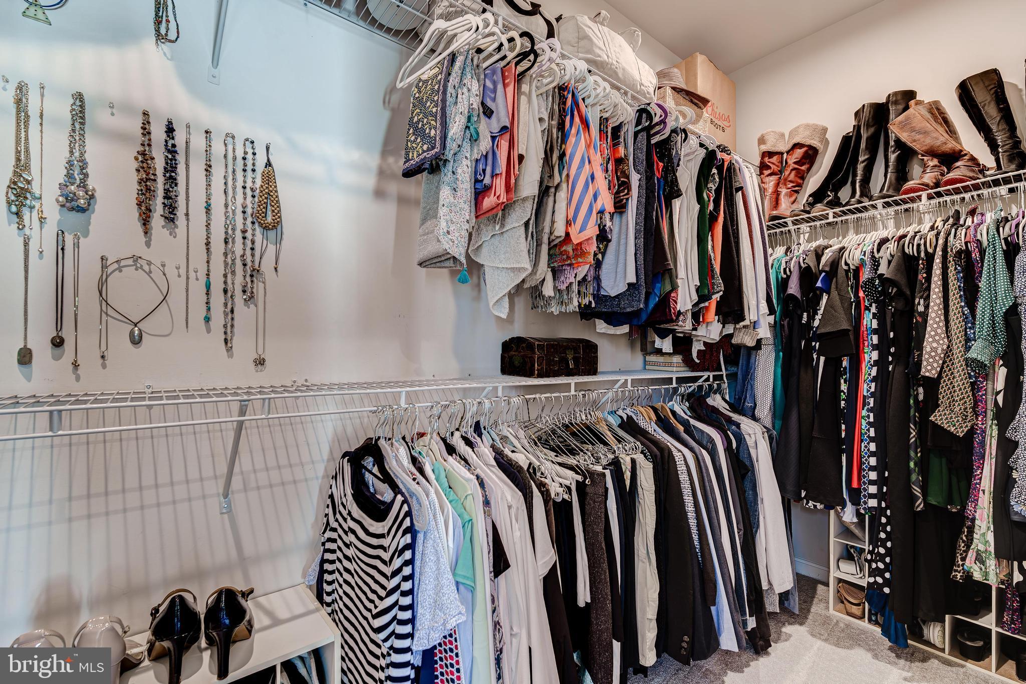 HAMPTON RUN - Residential