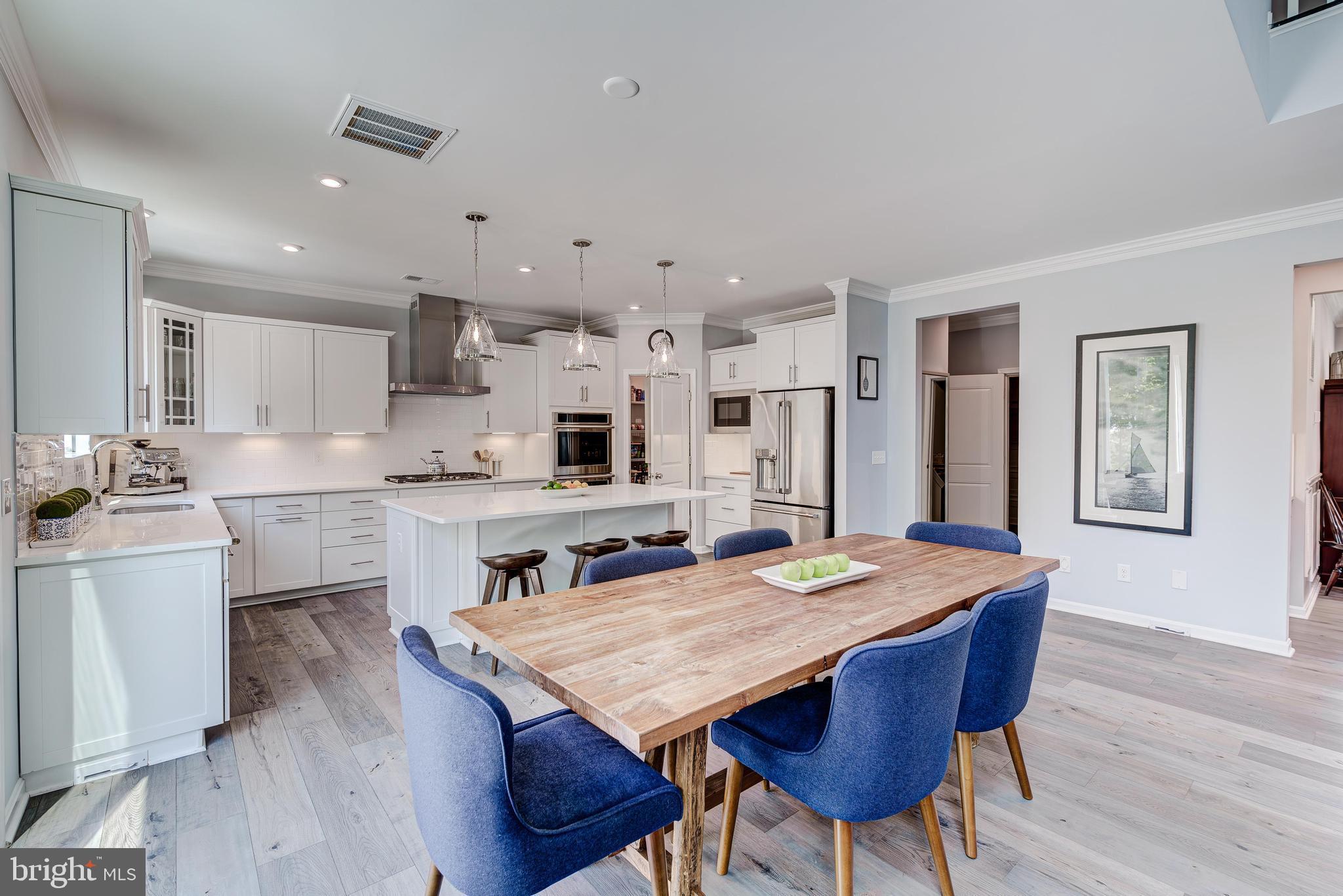 HAMPTON RUN - Residential