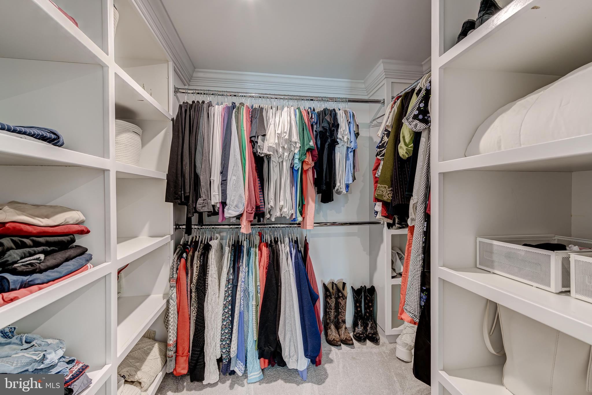 HAMPTON RUN - Residential