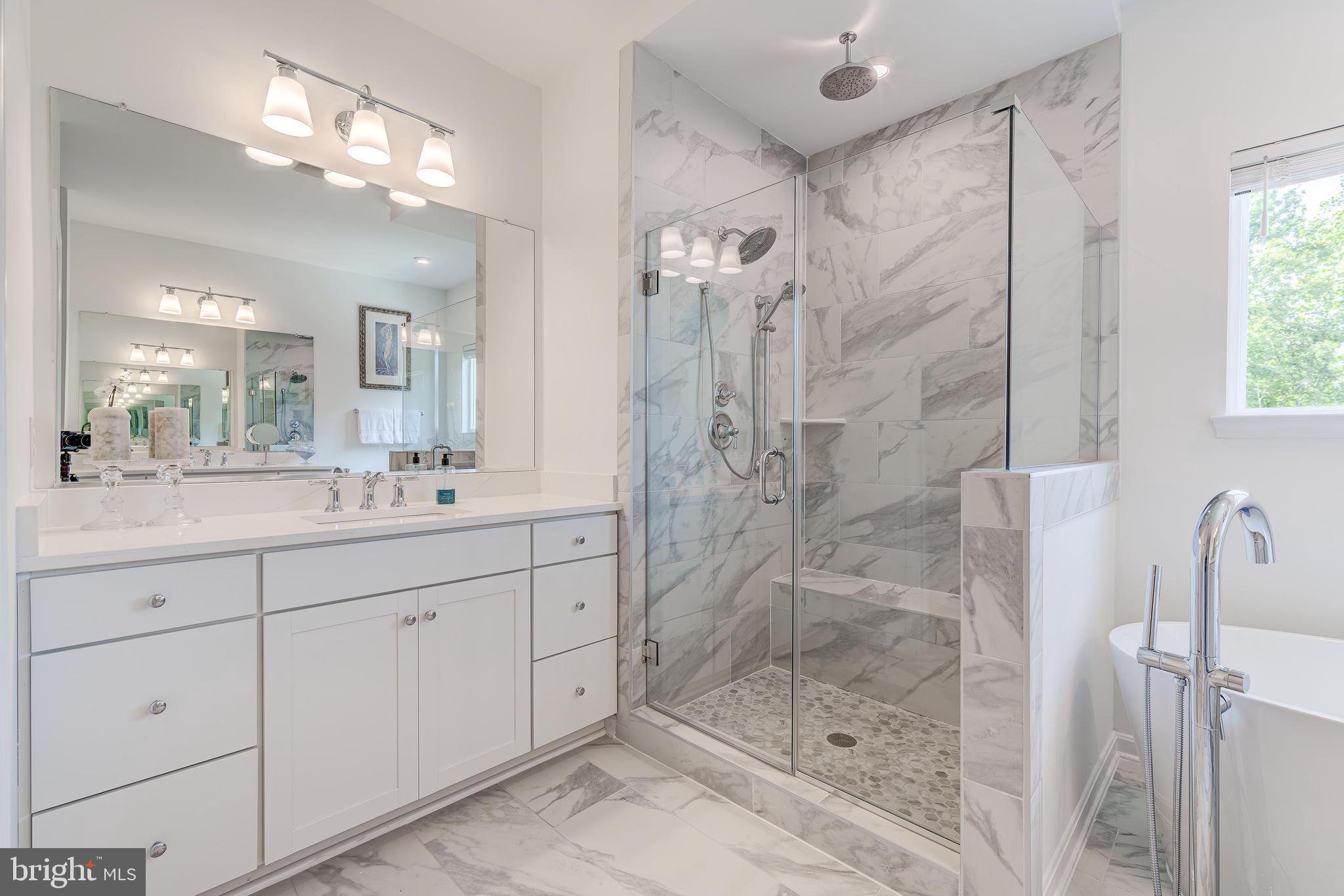 HAMPTON RUN - Residential