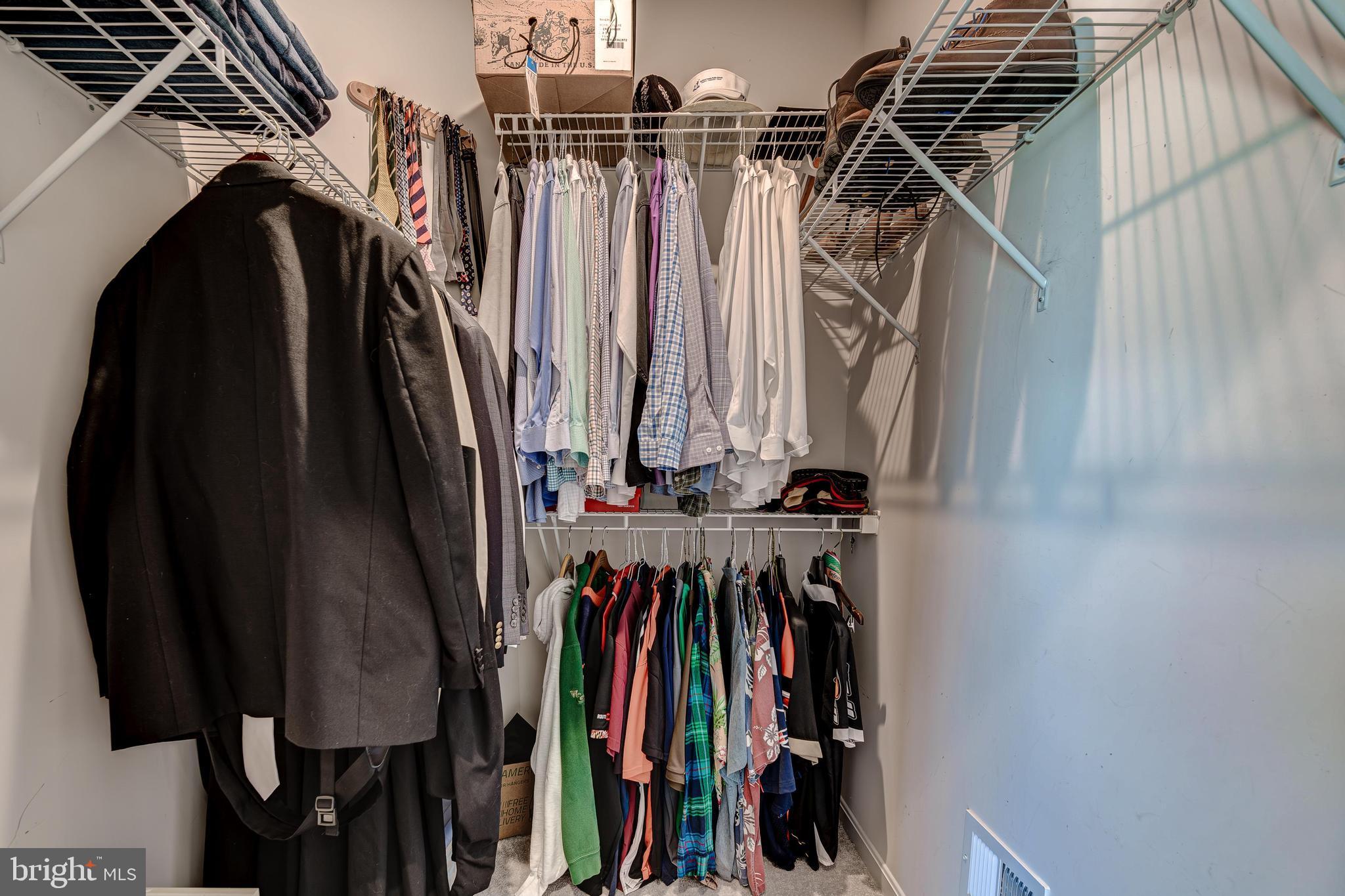 HAMPTON RUN - Residential