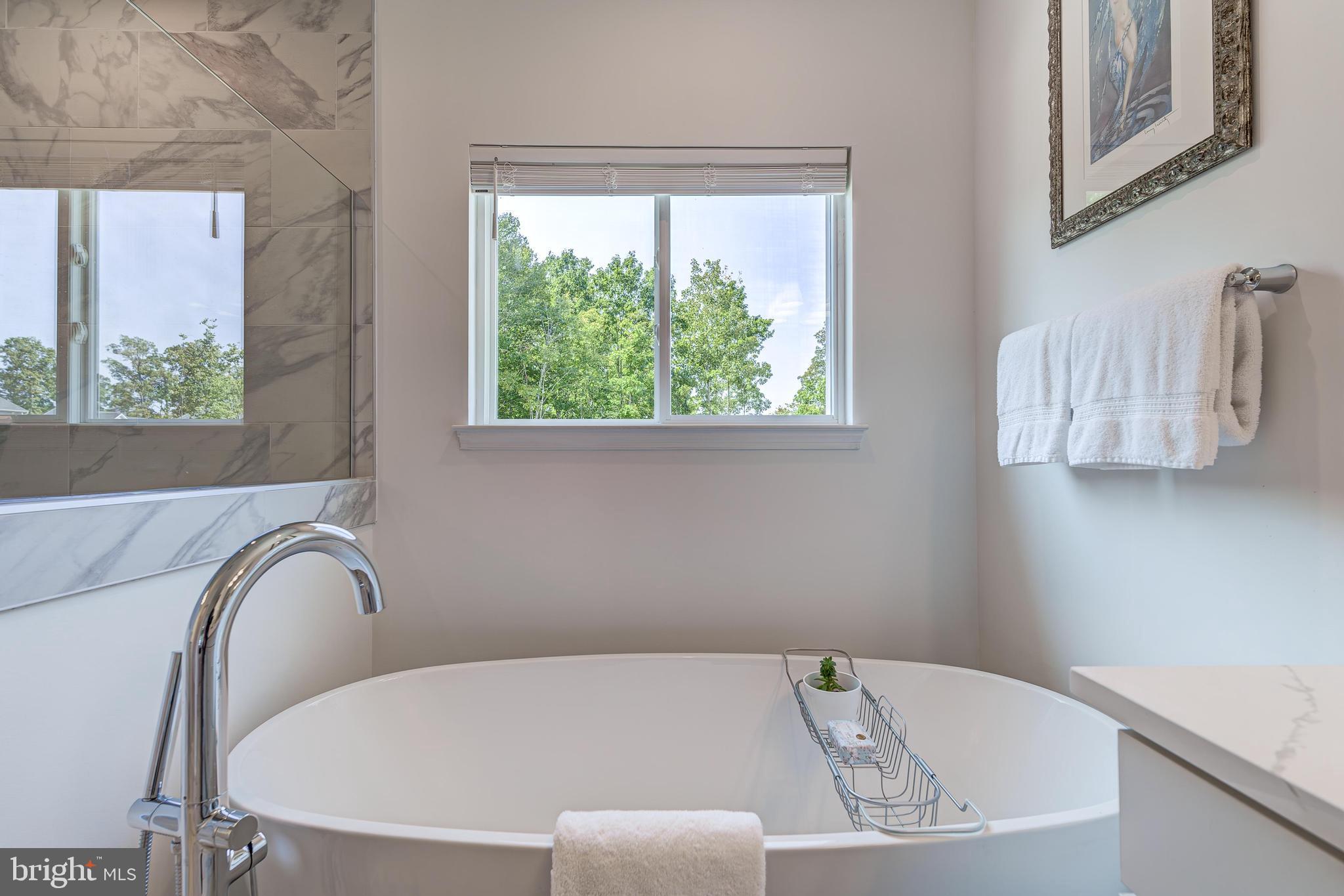 HAMPTON RUN - Residential