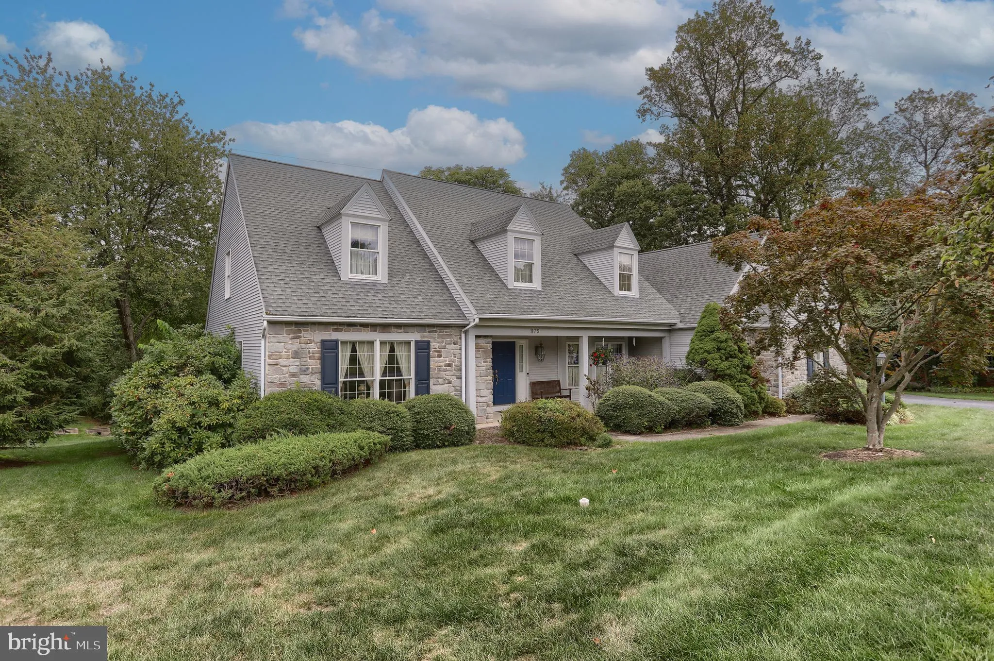 Hummelstown, Pennsylvania 17036, United States, 5 Bedrooms Bedrooms, ,4 BathroomsBathrooms,Residential,Pending,207263