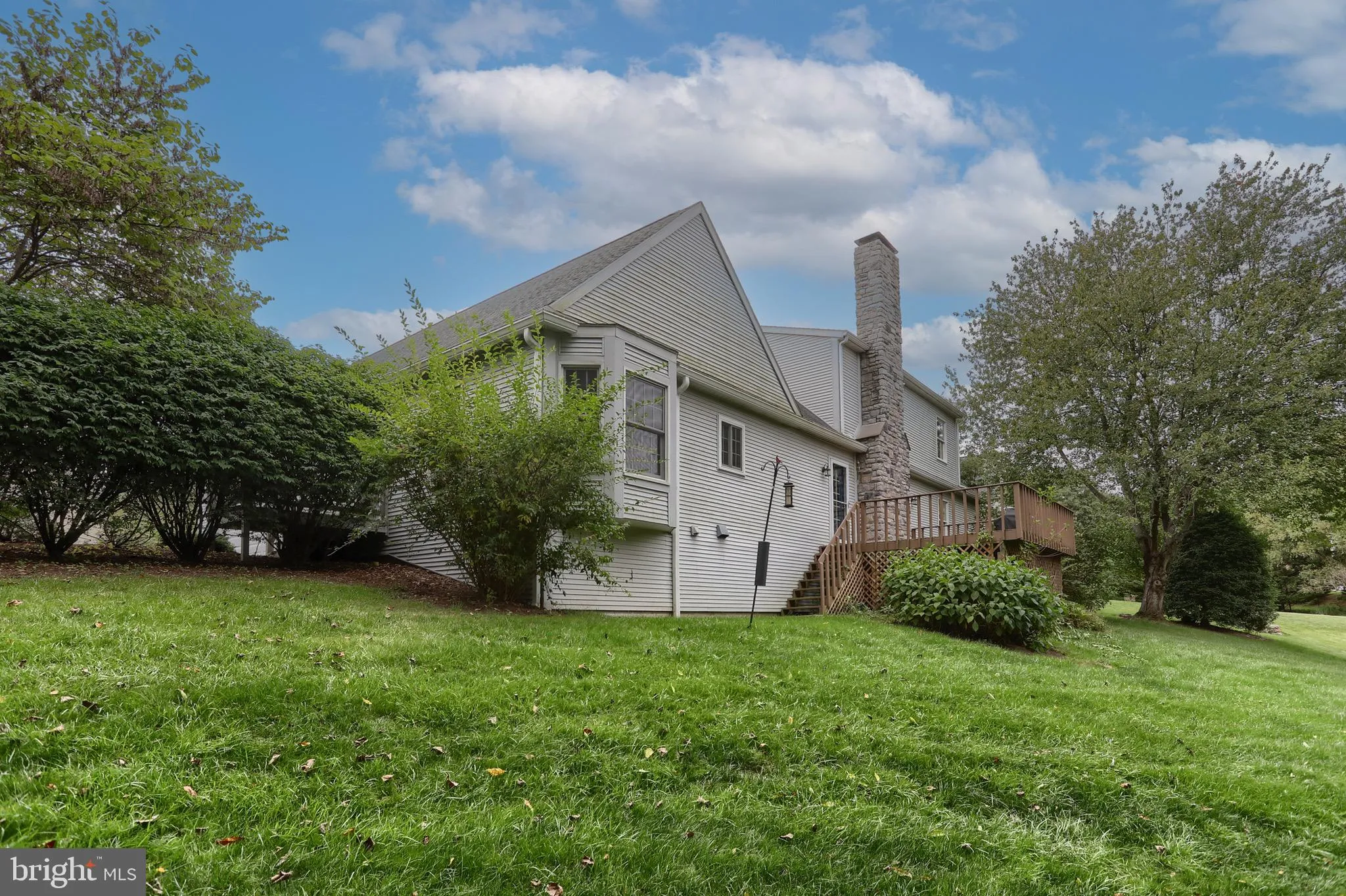 Hummelstown, Pennsylvania 17036, United States, 5 Bedrooms Bedrooms, ,4 BathroomsBathrooms,Residential,Pending,207263