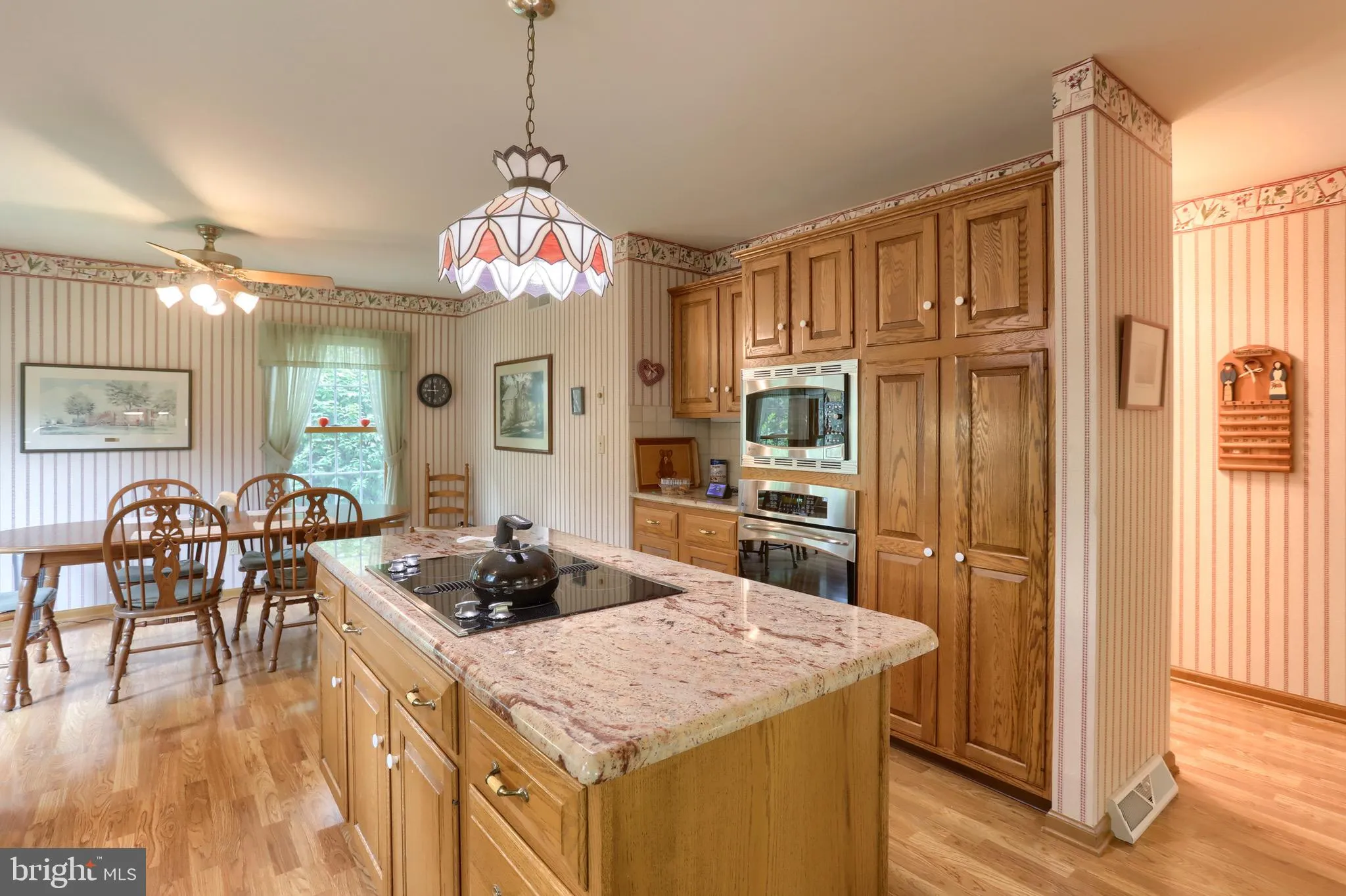 Hummelstown, Pennsylvania 17036, United States, 5 Bedrooms Bedrooms, ,4 BathroomsBathrooms,Residential,Pending,207263