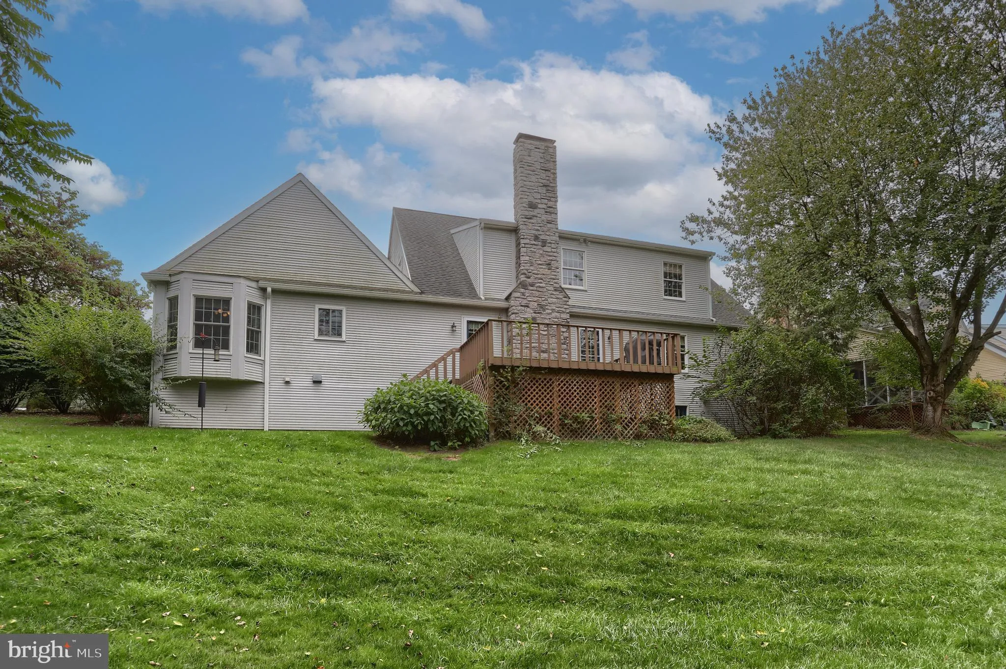 Hummelstown, Pennsylvania 17036, United States, 5 Bedrooms Bedrooms, ,4 BathroomsBathrooms,Residential,Pending,207263