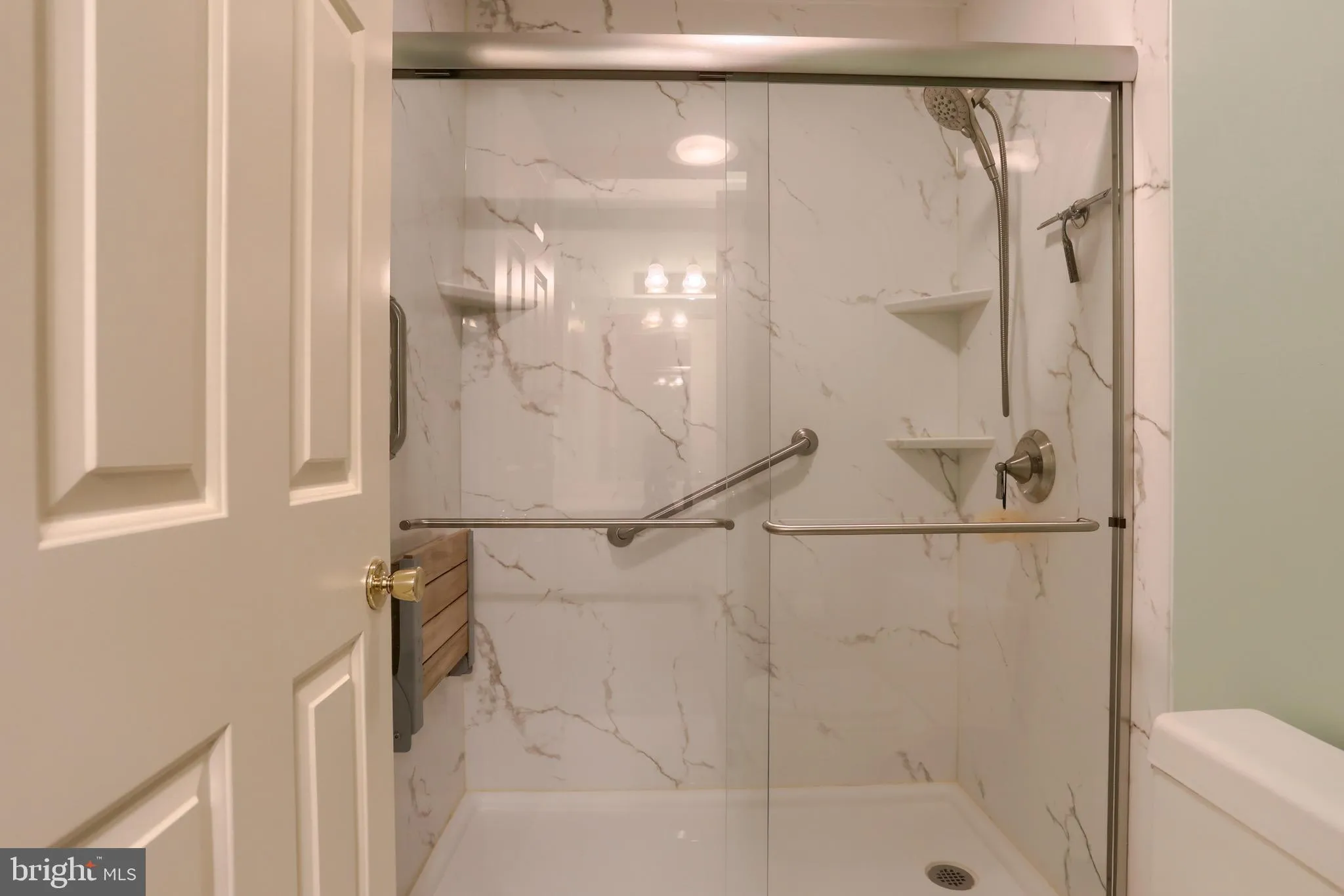 Hummelstown, Pennsylvania 17036, United States, 5 Bedrooms Bedrooms, ,4 BathroomsBathrooms,Residential,Pending,207263